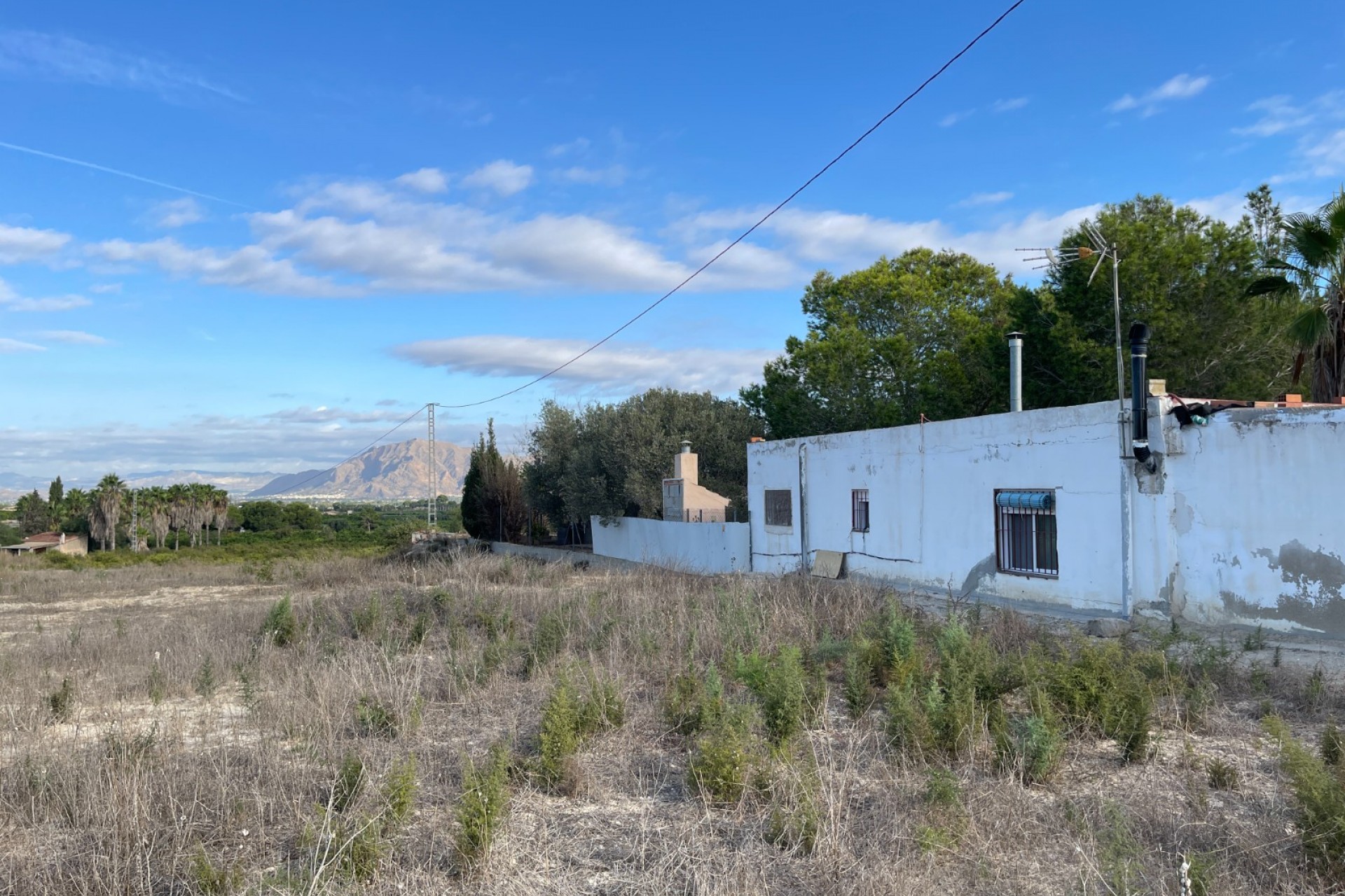 Resale - Finca / Country Property -
Jacarilla