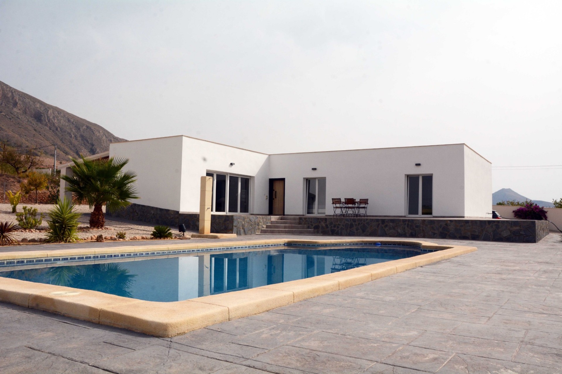 Resale - Finca / Country Property -
Macisvenda