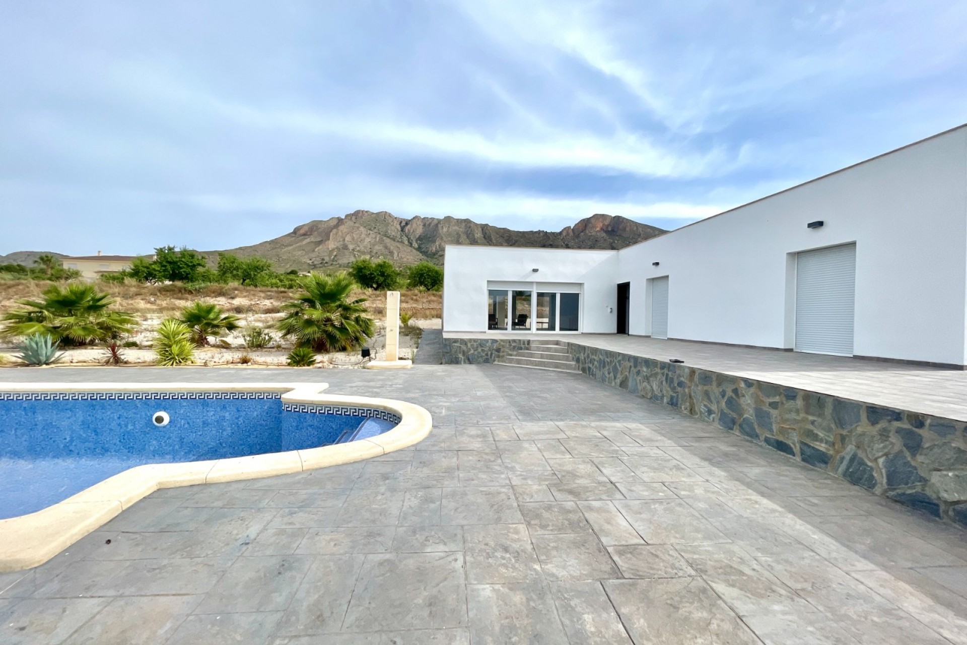 Resale - Finca / Country Property -
Macisvenda