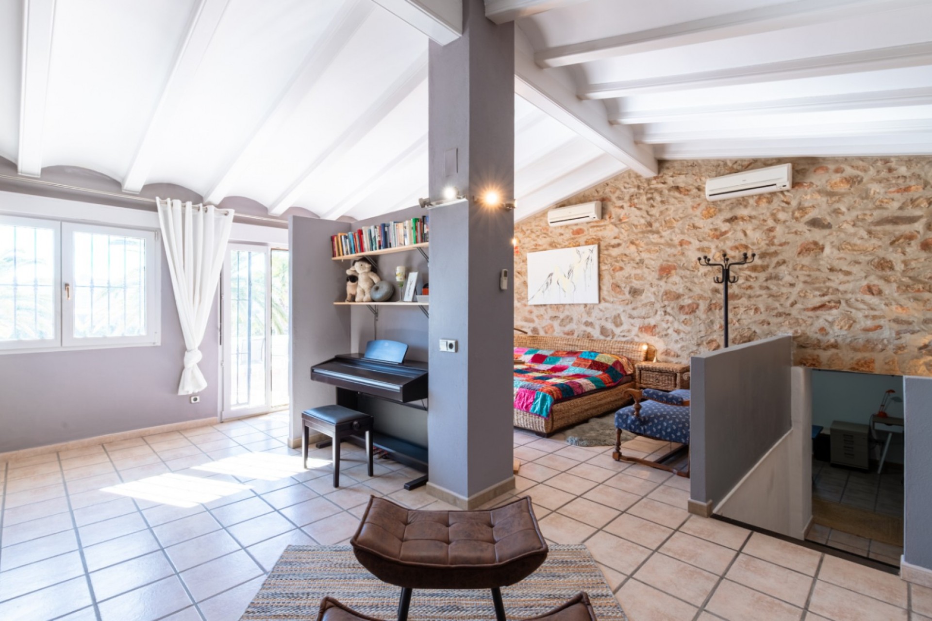 Resale - Finca -
Teulada - Canor