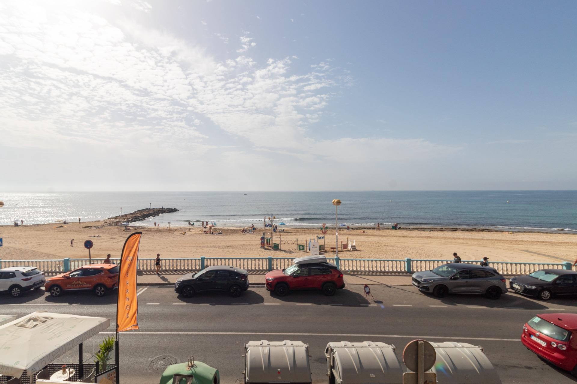 Resale - Flat -
Torrevieja - Playa de los locos