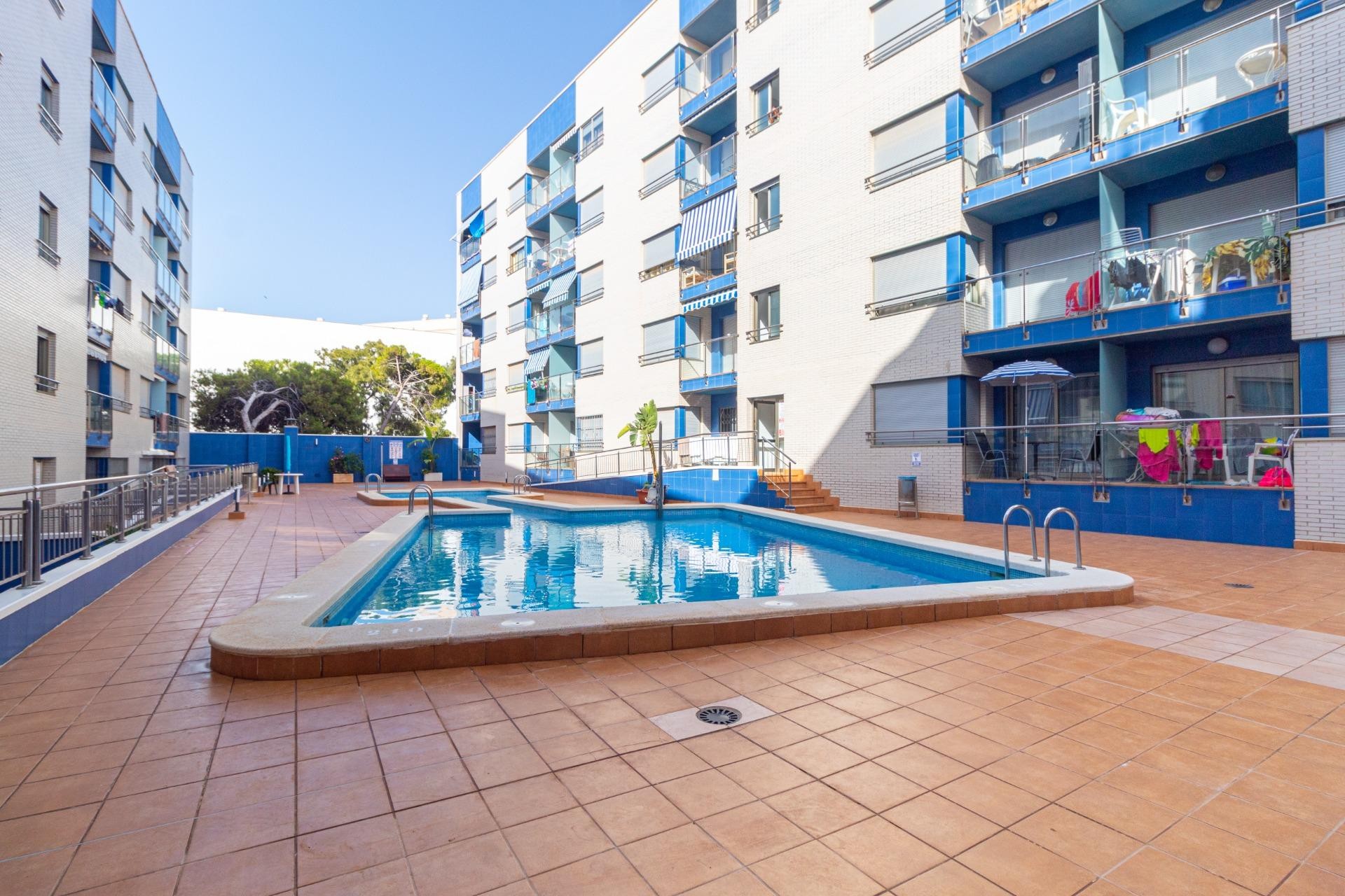 Resale - Flat -
Torrevieja - Playa de los locos