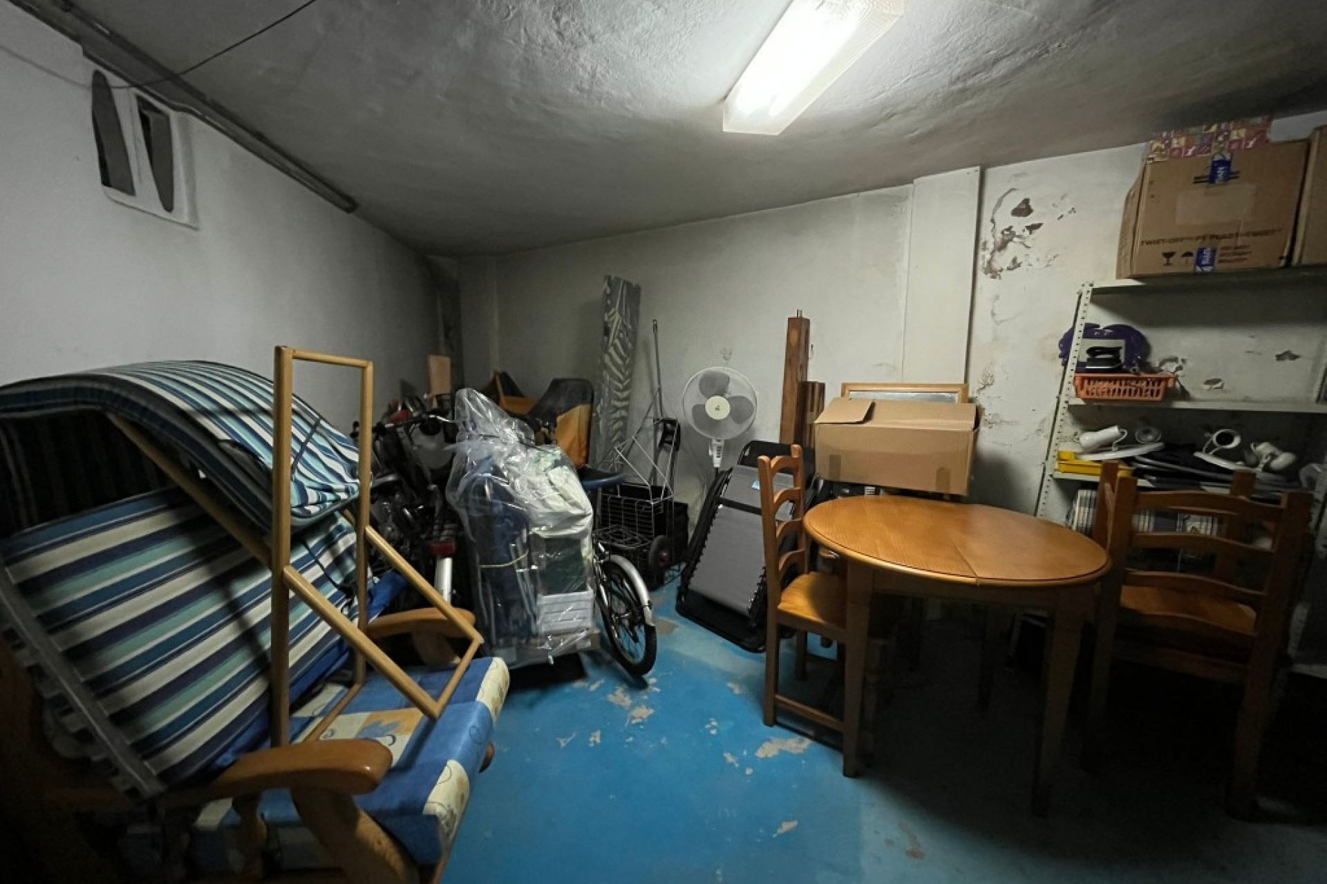 Resale - Garage -
Los Narejos