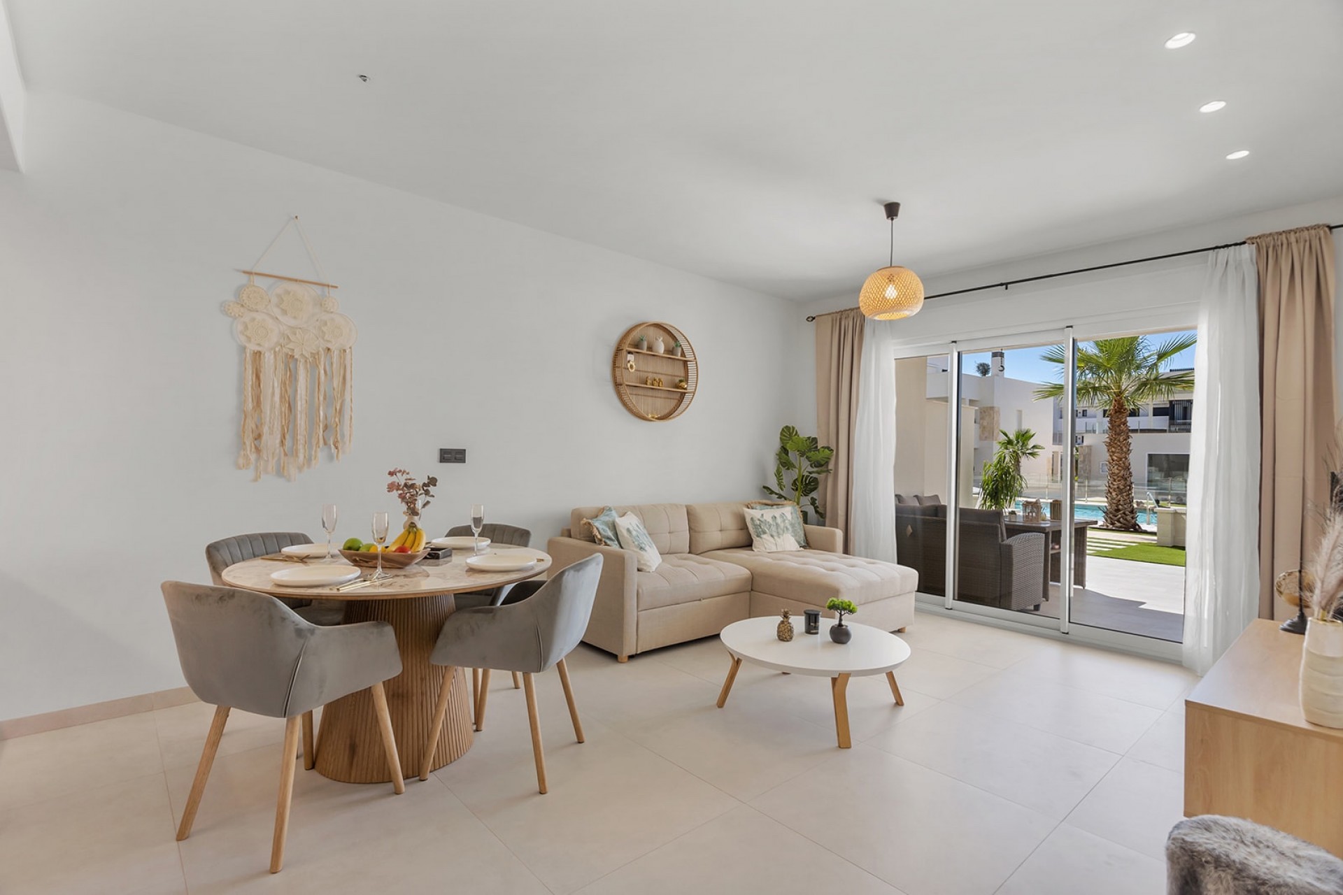 Resale - Ground floor apartment -
Guardamar del Segura - El Raso