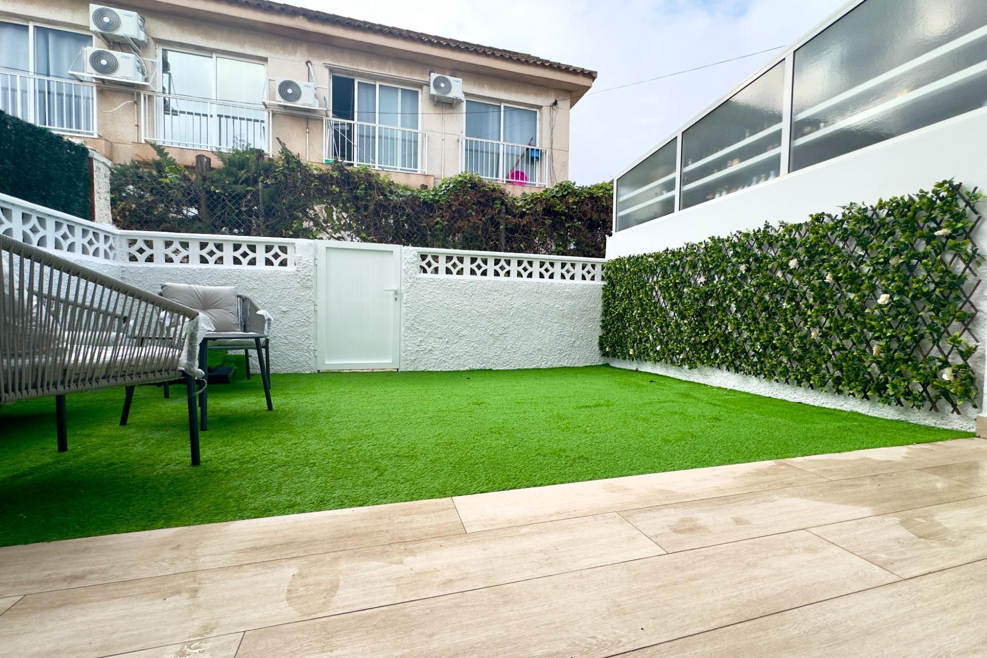 Resale - Ground Floor -
Orihuela Costa - La Regia