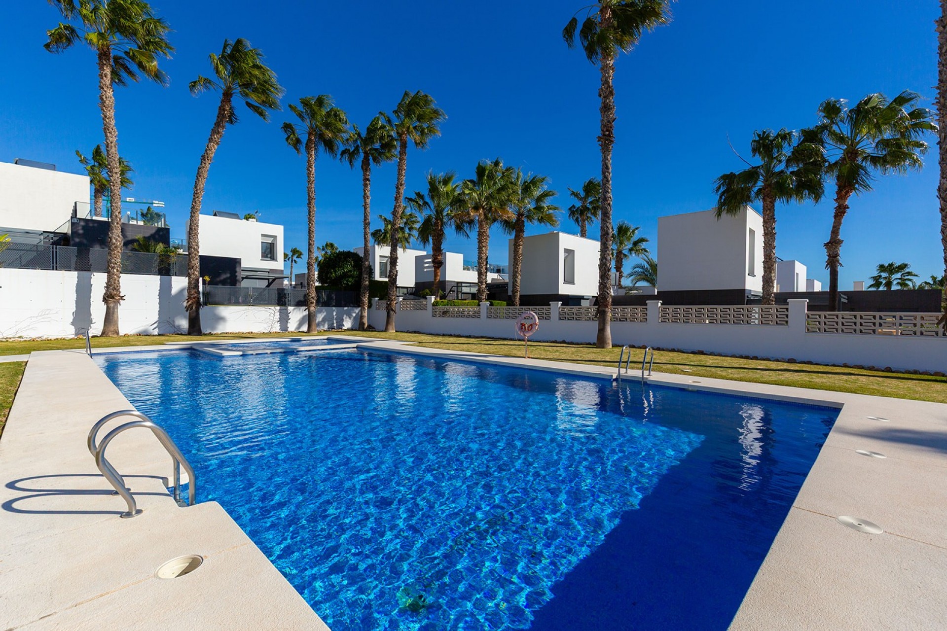 Resale - House -
Algorfa - La finca golf