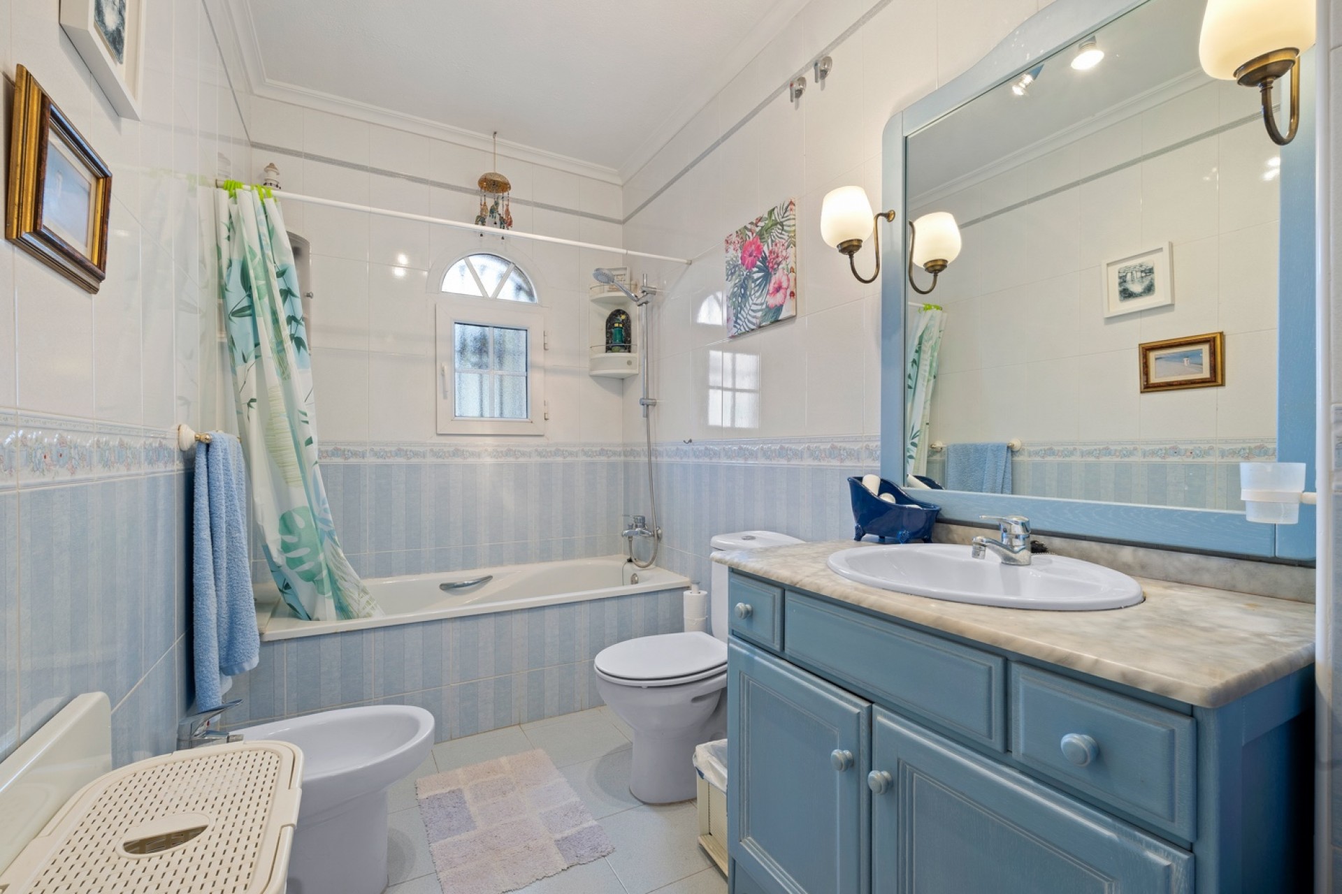 Resale - House -
Orihuela Costa* - Los Dolses