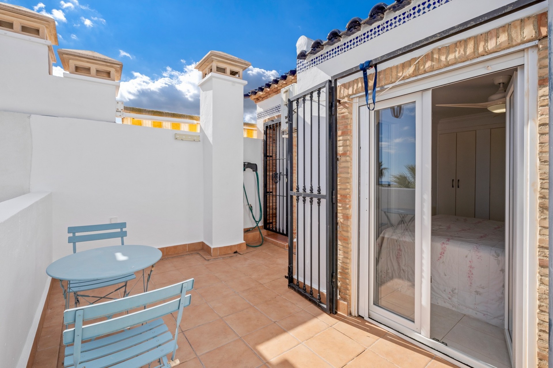 Resale - House -
Orihuela Costa* - Los Dolses