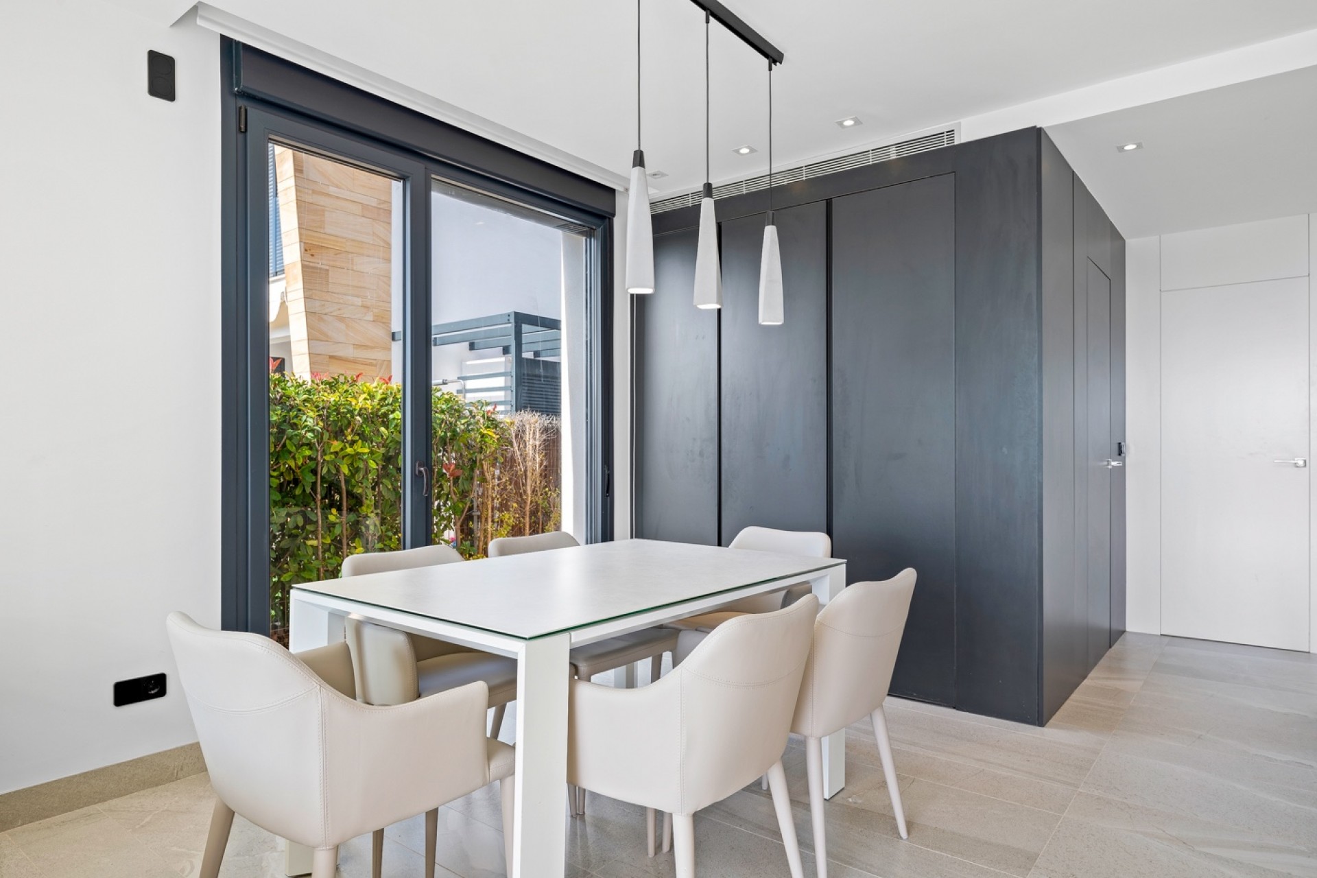 Resale - House -
Orihuela Costa* - Los Dolses