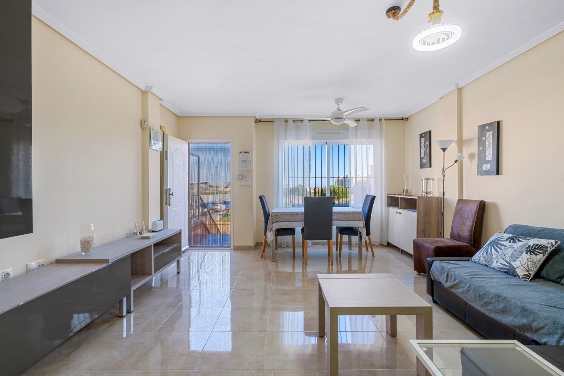 Resale - House -
Orihuela Costa* - Los Dolses*