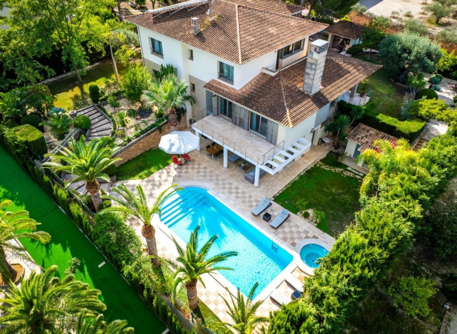 Resale - Independent villa -
Alcayna