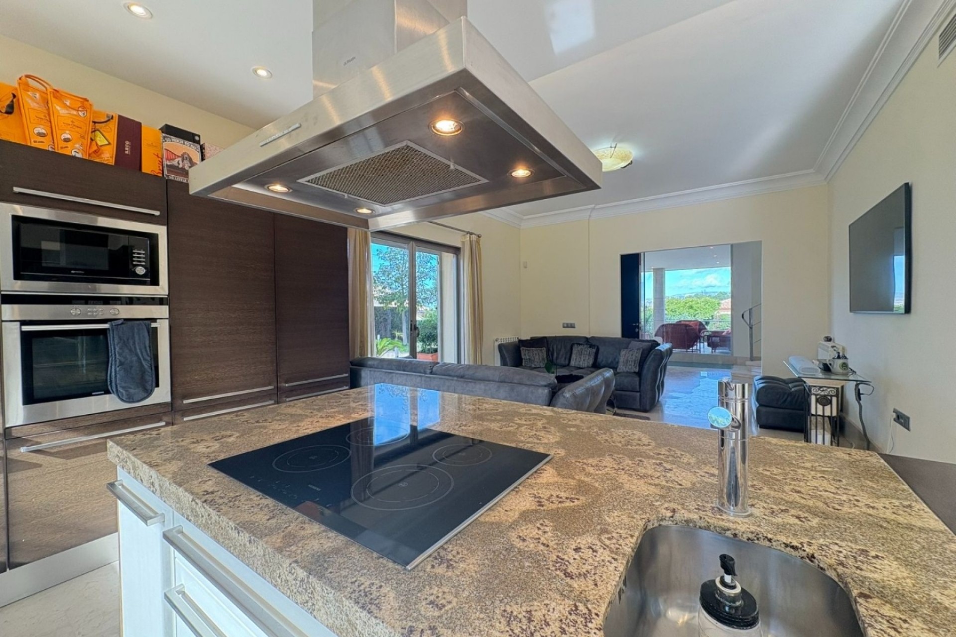 Resale - Independent villa -
Alcayna