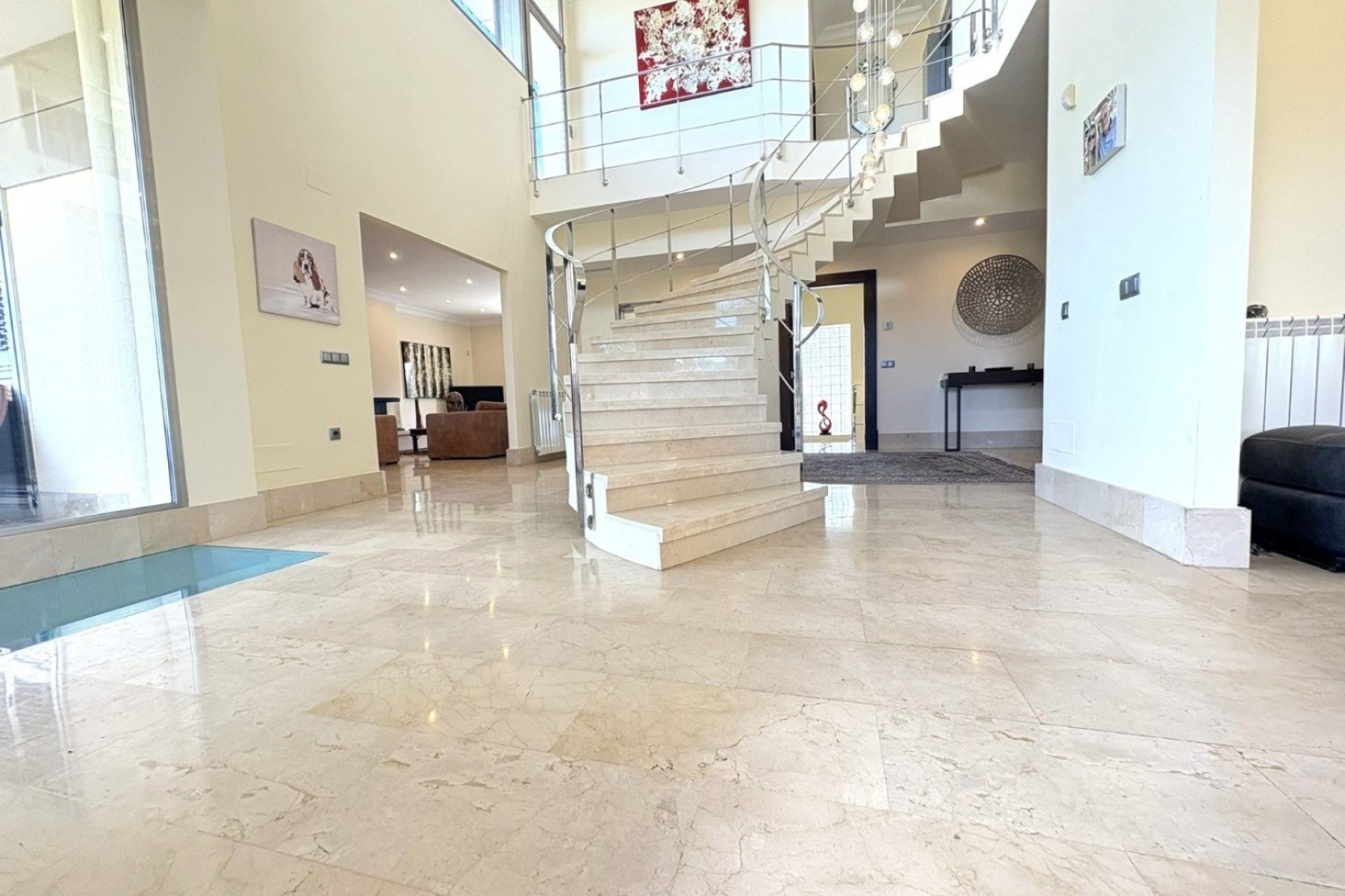 Resale - Independent villa -
Alcayna