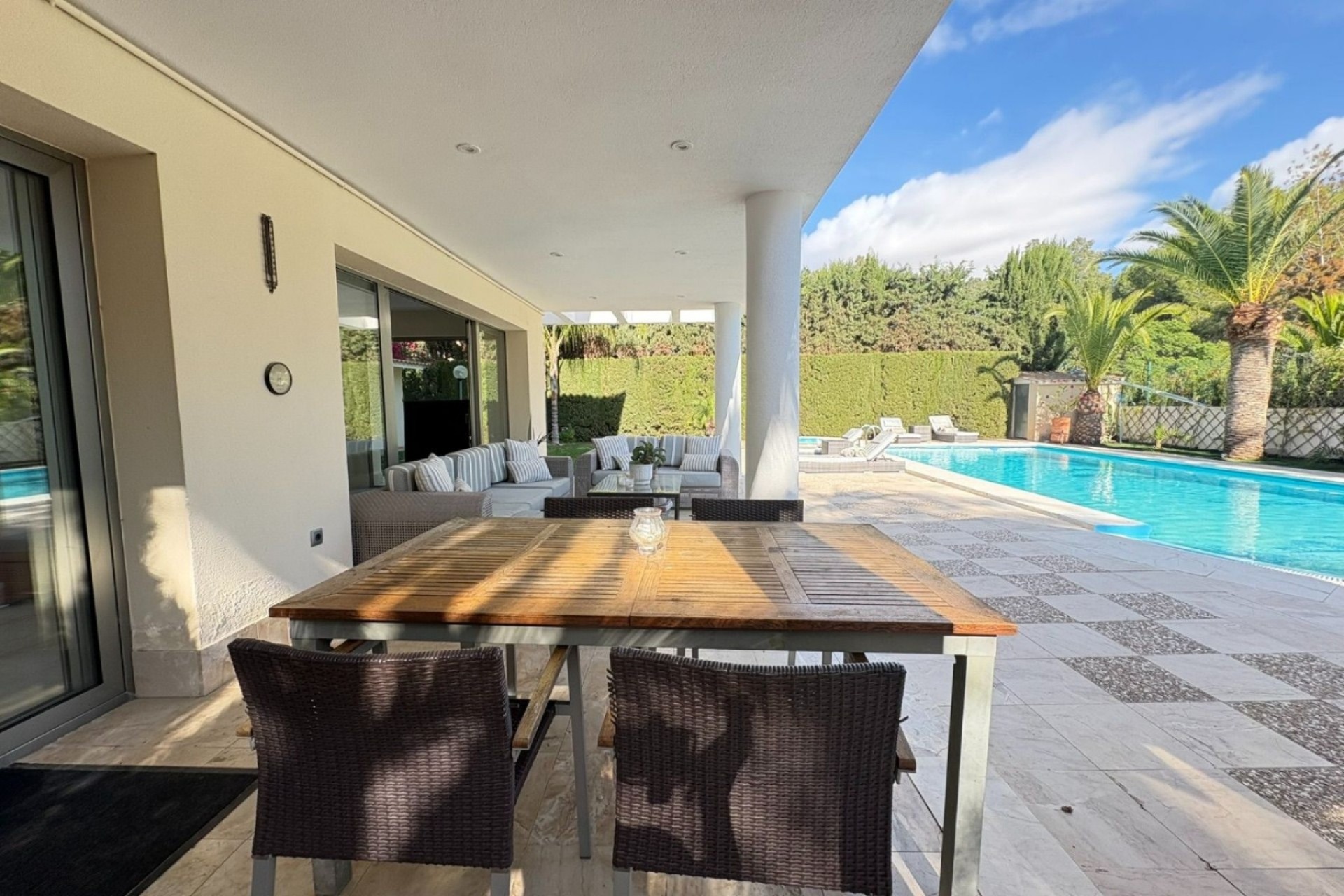 Resale - Independent villa -
Alcayna