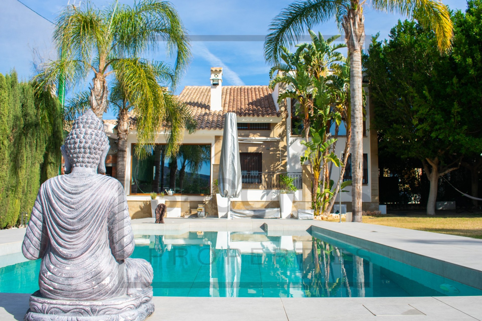 Resale - Independent villa -
Algorfa - La Finca Golf Resort