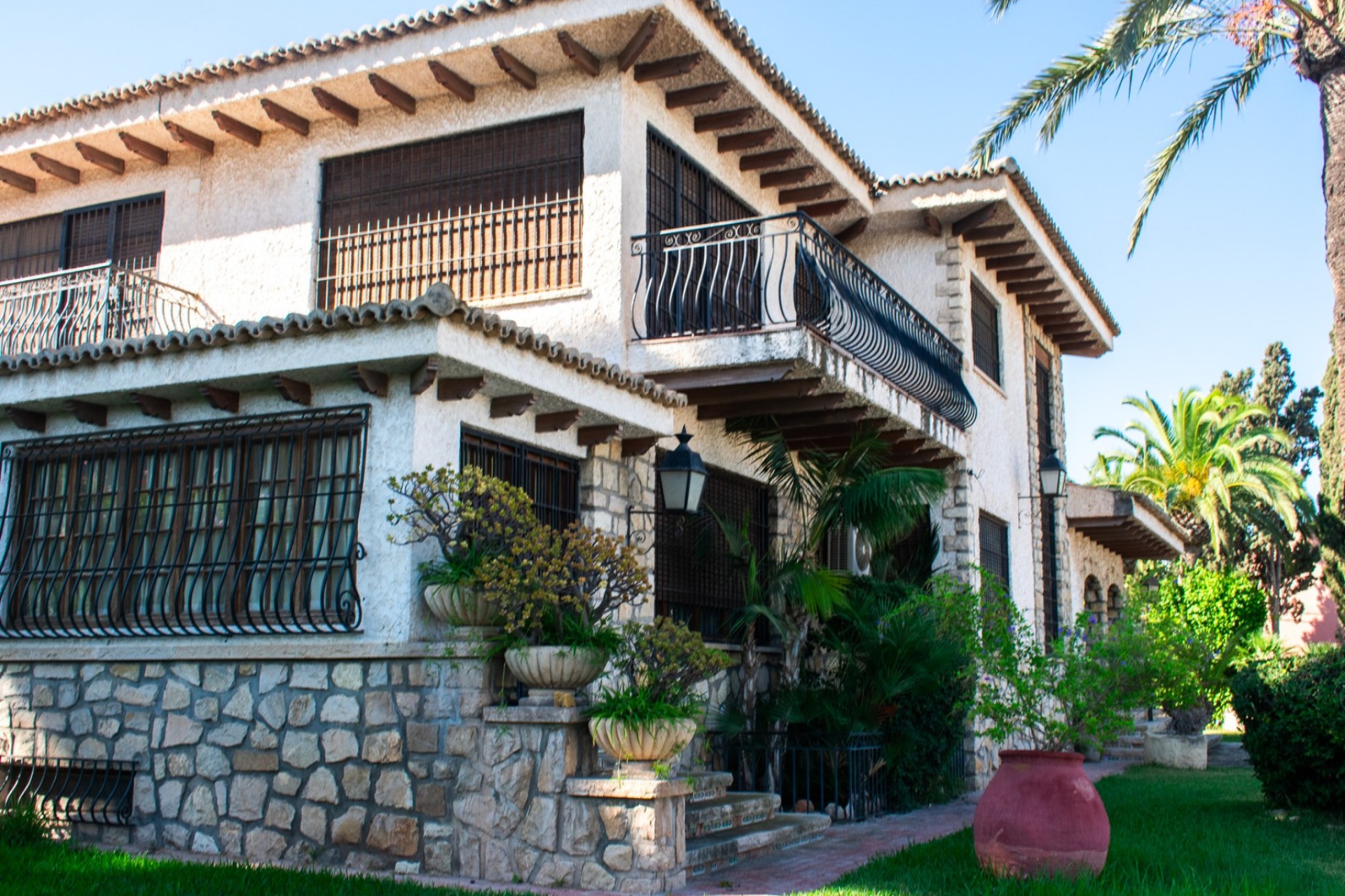 Resale - Independent villa -
Alicante - Albufereta