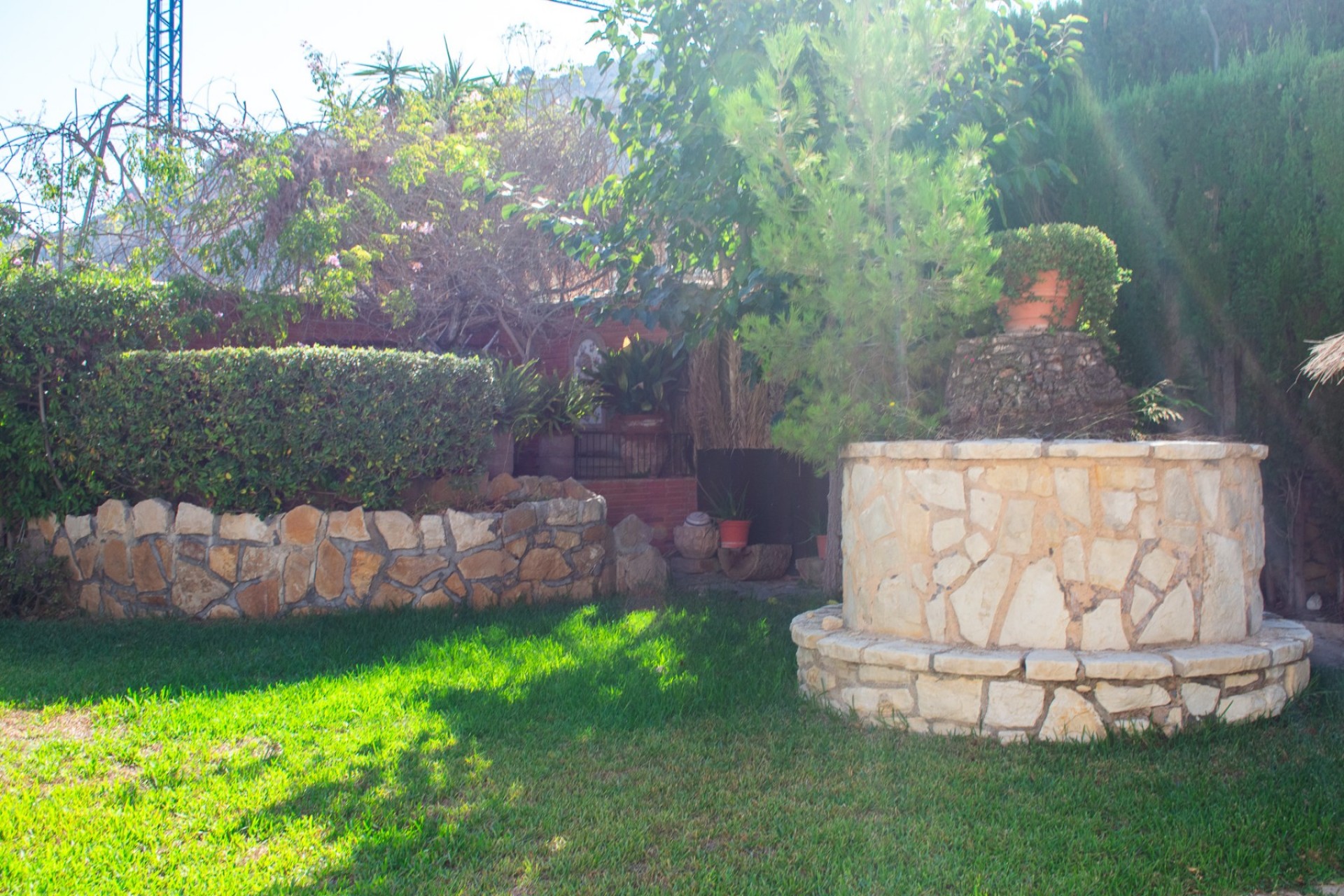 Resale - Independent villa -
Alicante - Albufereta