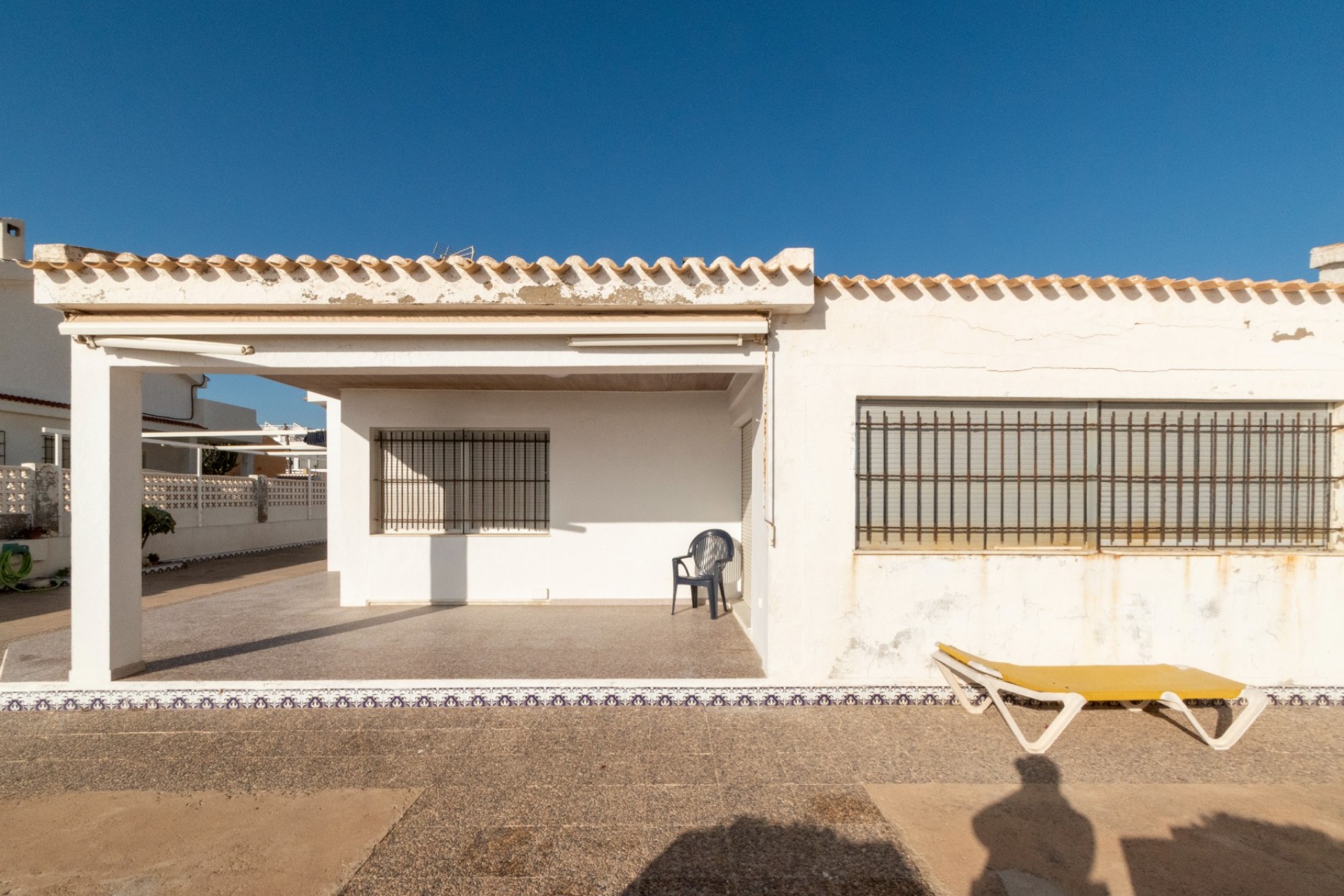 Resale - Independent villa -
Guardamar del Segura - Guardamar Playa