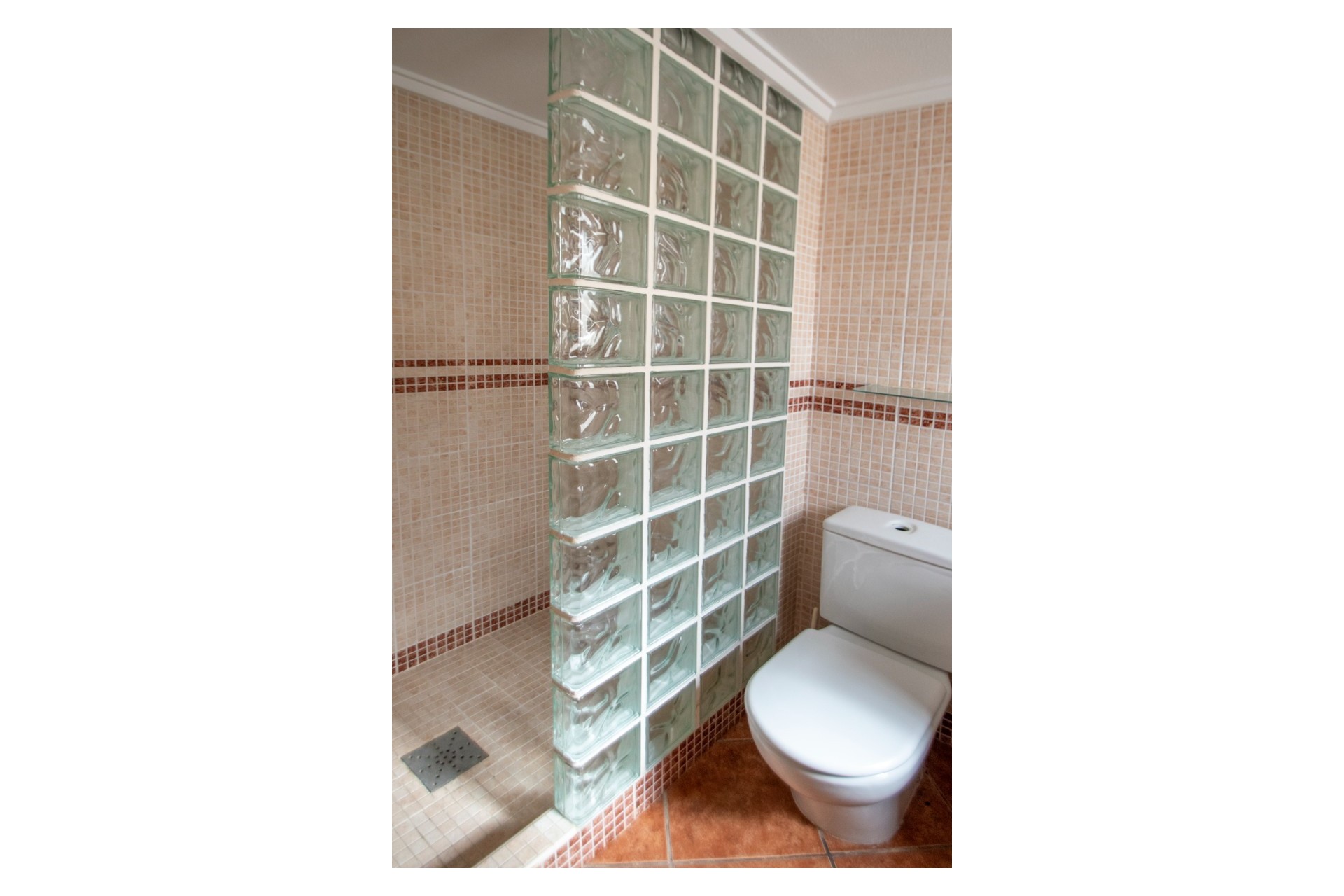 Resale - Independent villa -
Guardamar del Segura - Guardamar Playa