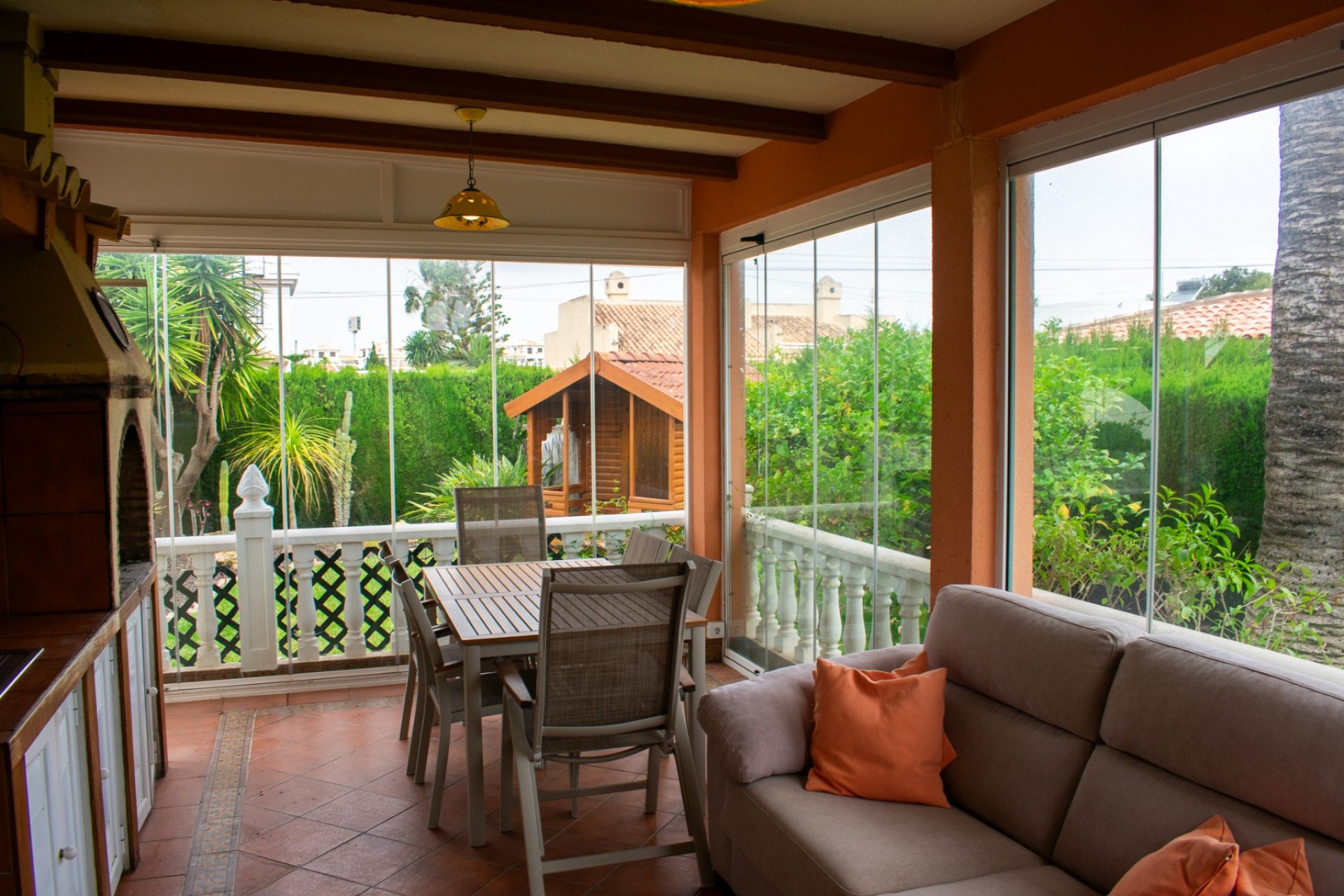Resale - Independent villa -
Orihuela Costa - Cabo Roig *