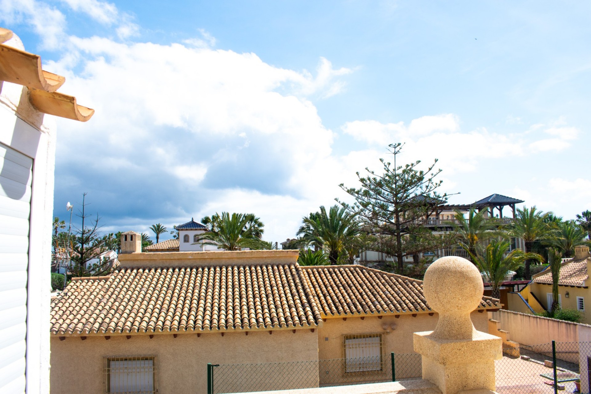 Resale - Independent villa -
Orihuela Costa - MUY CERCA DE LA PLAYA
