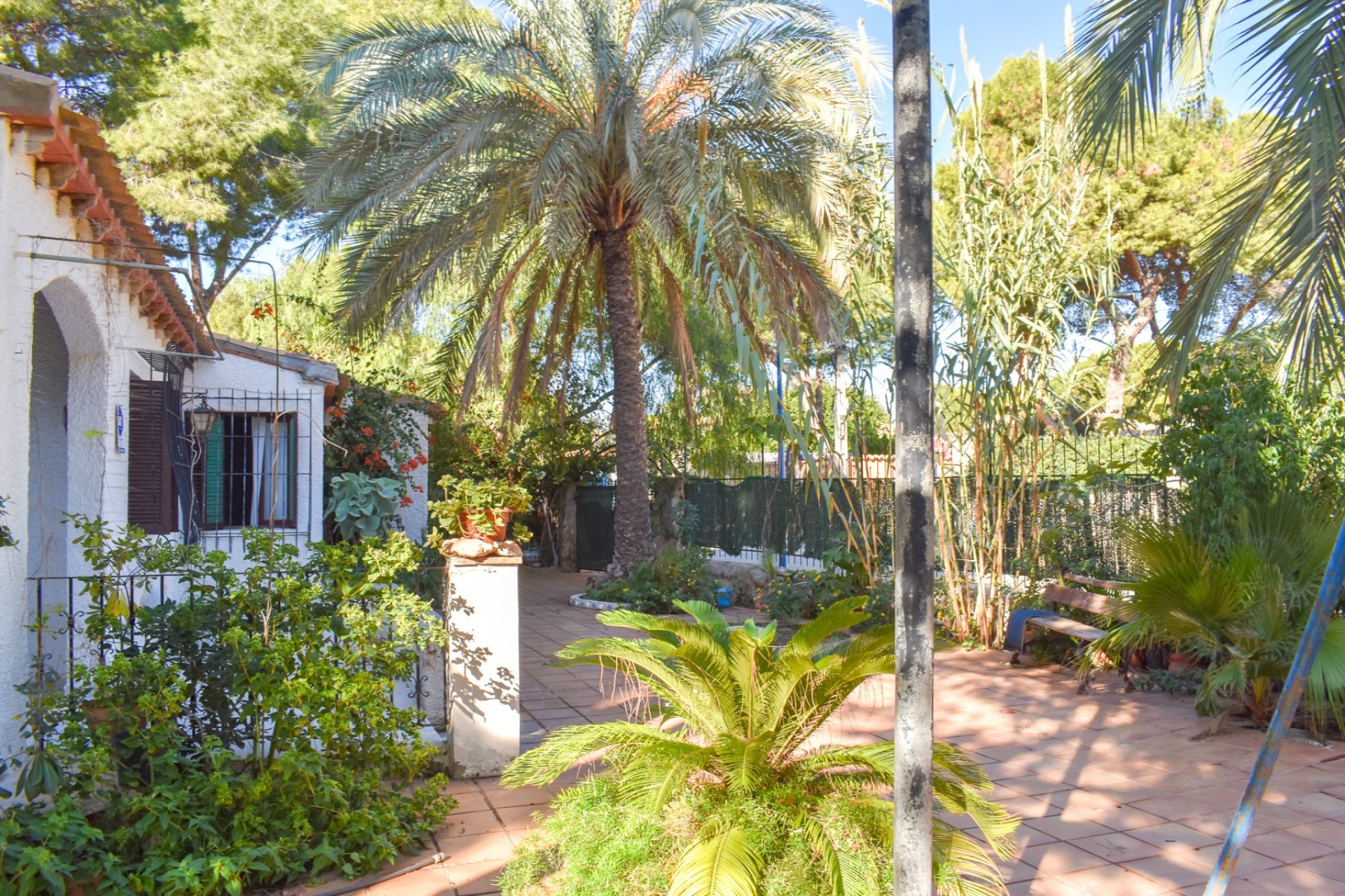 Resale - Independent villa -
Orihuela Costa - Punta Prima