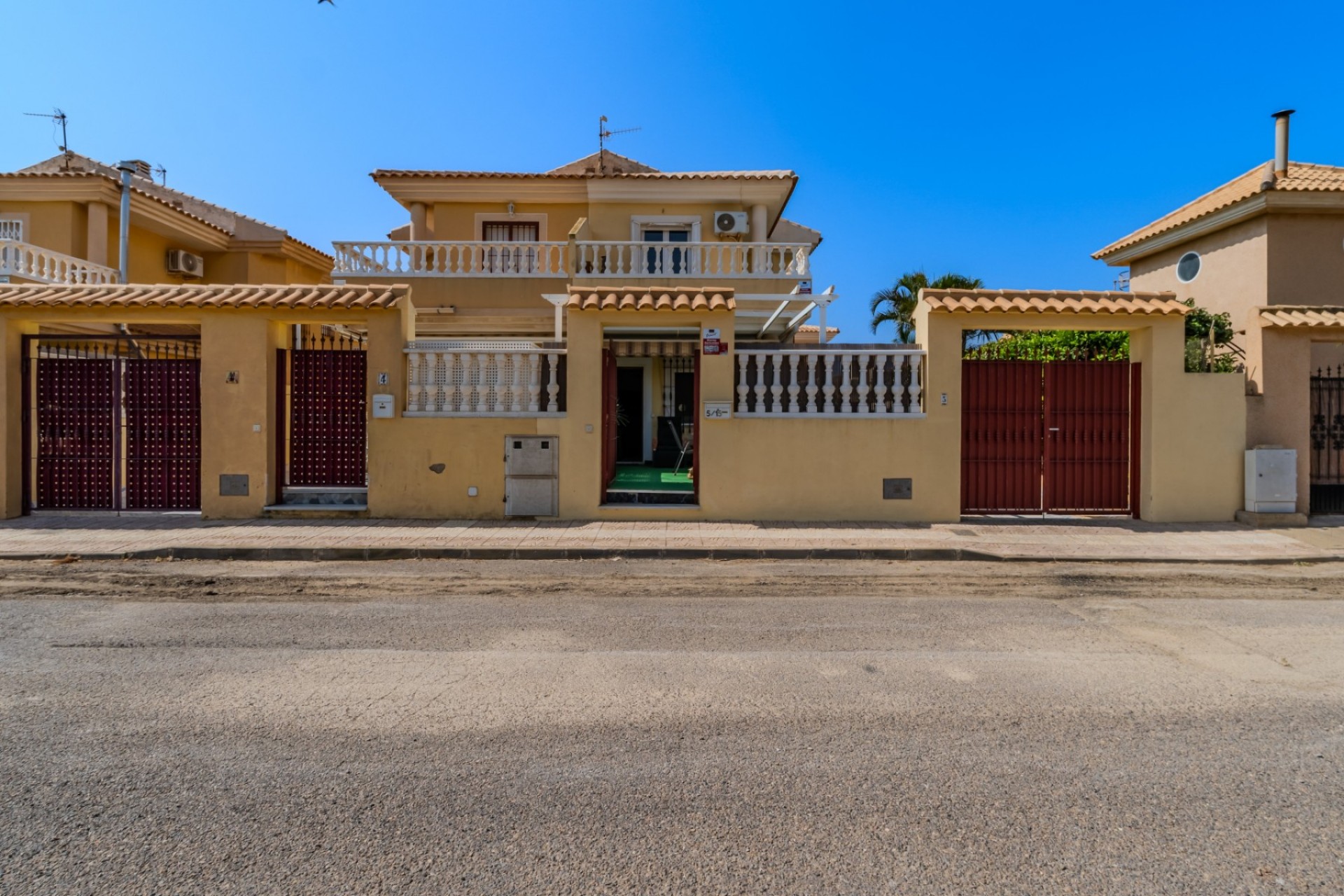 Resale - Independent villa -
Puerto de mazarron