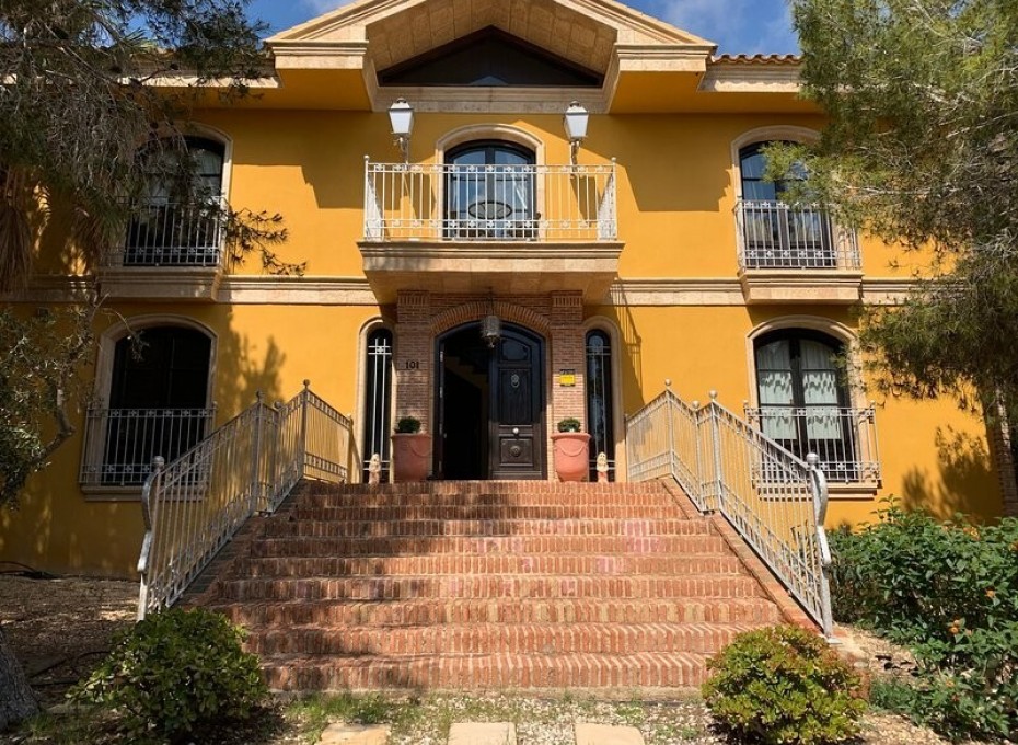 Resale - Independent villa -
Rojales - Ciudad Quesada