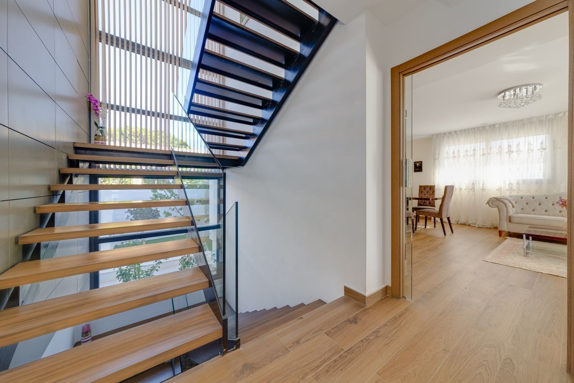 Resale - Independent villa -
Torrevieja