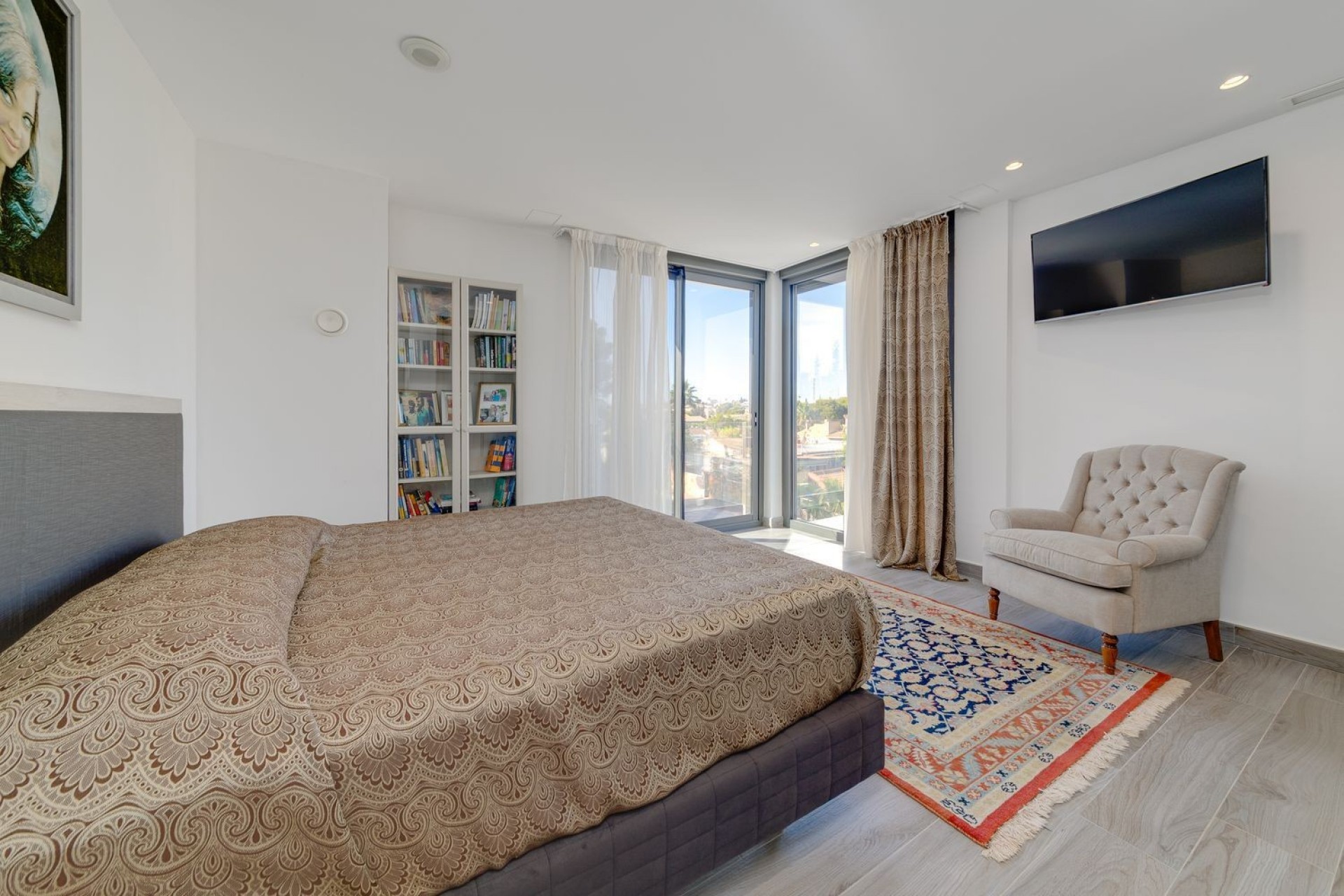 Resale - Independent villa -
Torrevieja