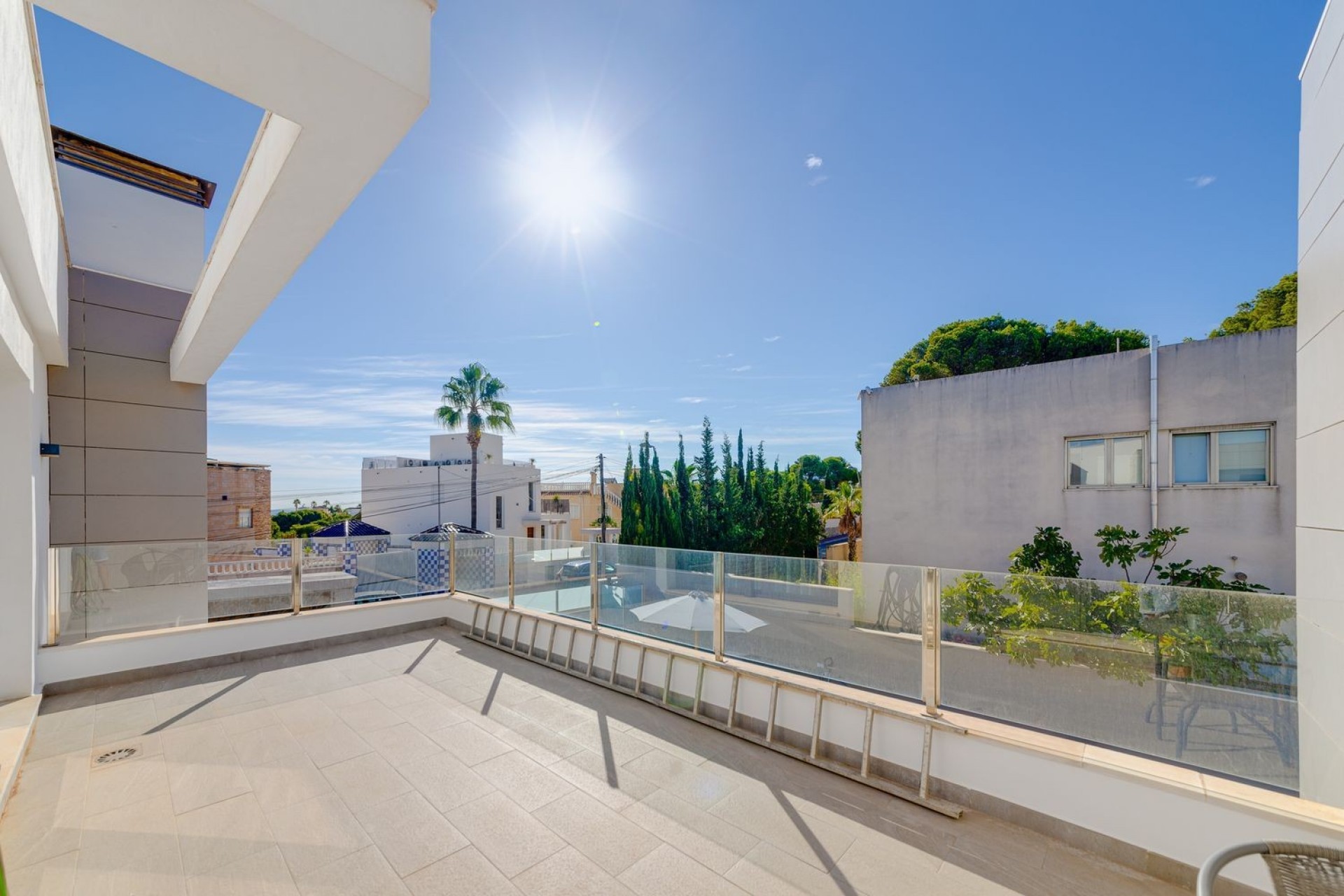 Resale - Independent villa -
Torrevieja