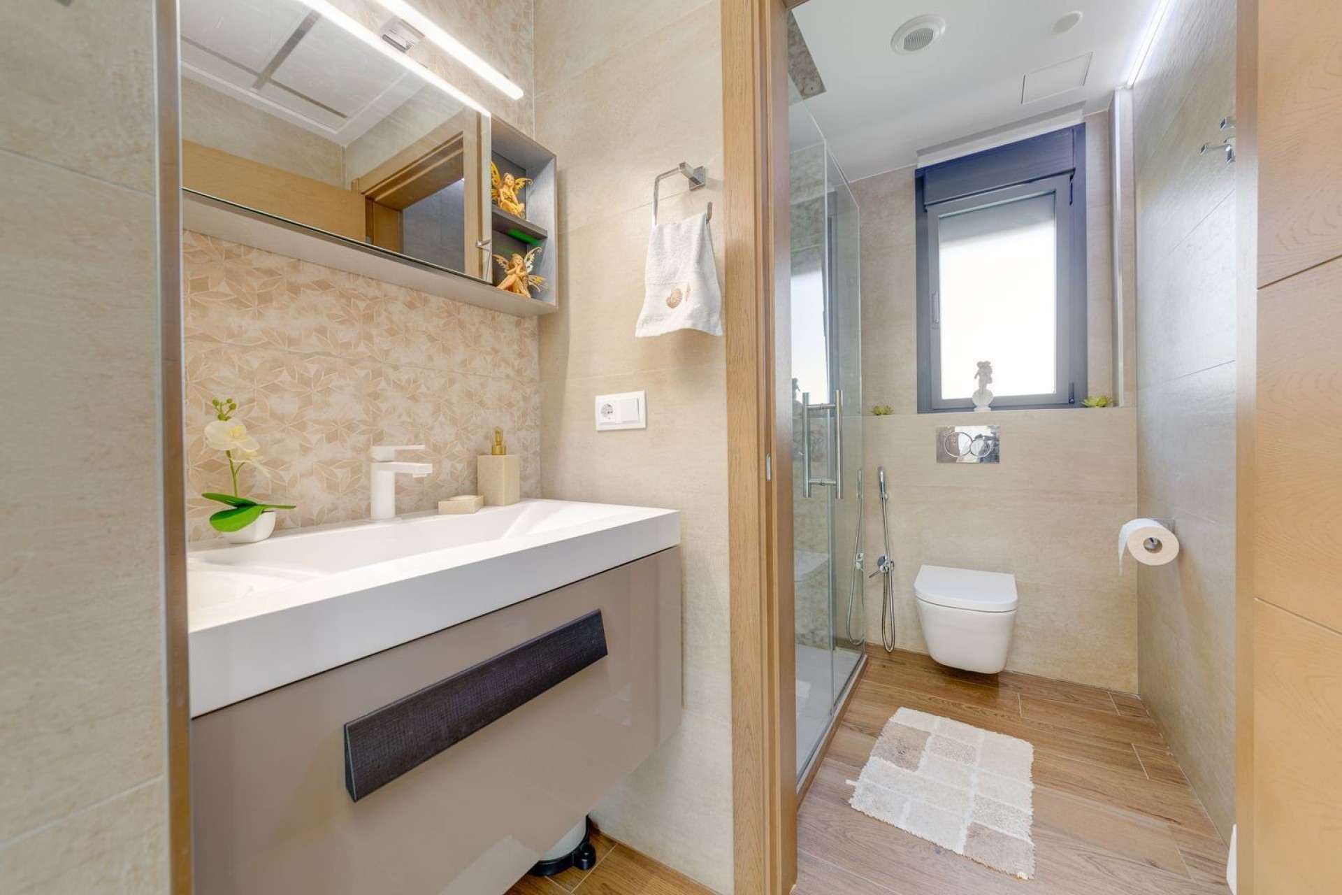 Resale - Independent villa -
Torrevieja