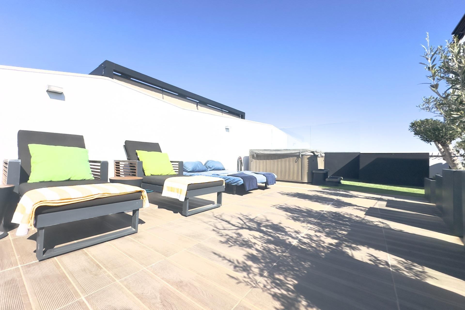 Resale - Penthouse -
Orihuela Costa - Los Dolses