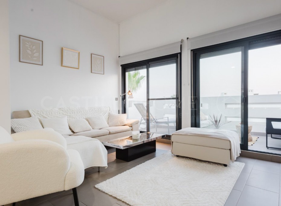 Resale - Penthouse -
Orihuela Costa - Villamartín