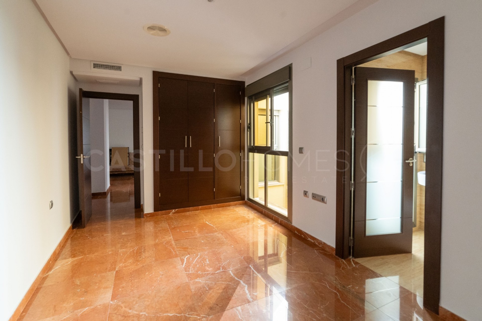 Resale - Penthouse -
Torrevieja - Centro