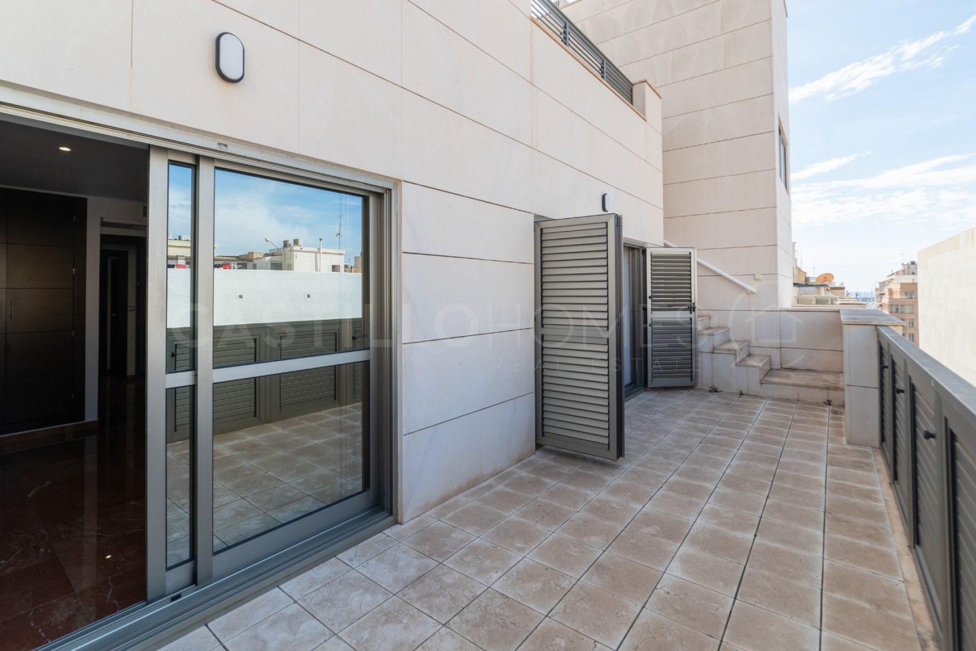 Resale - Penthouse -
Torrevieja - Centro