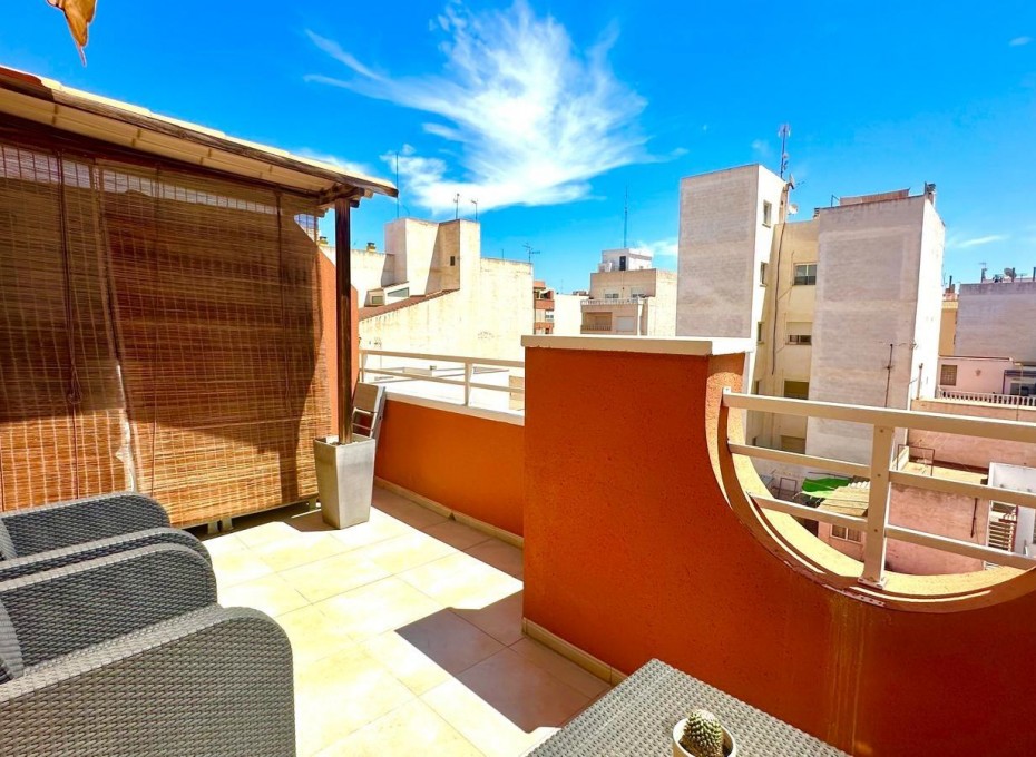 Resale - Penthouse -
Torrevieja - Centro