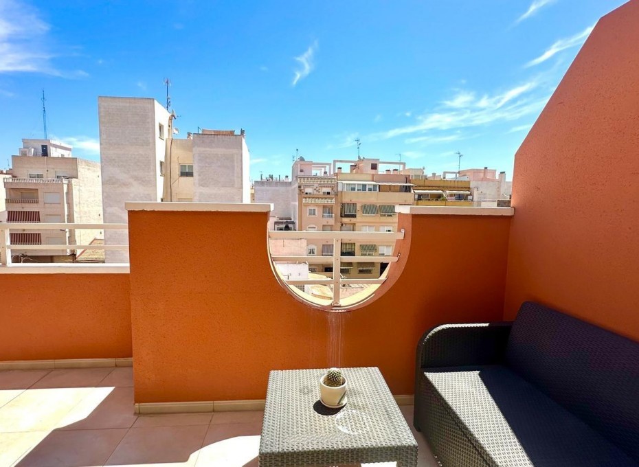 Resale - Penthouse -
Torrevieja - Centro