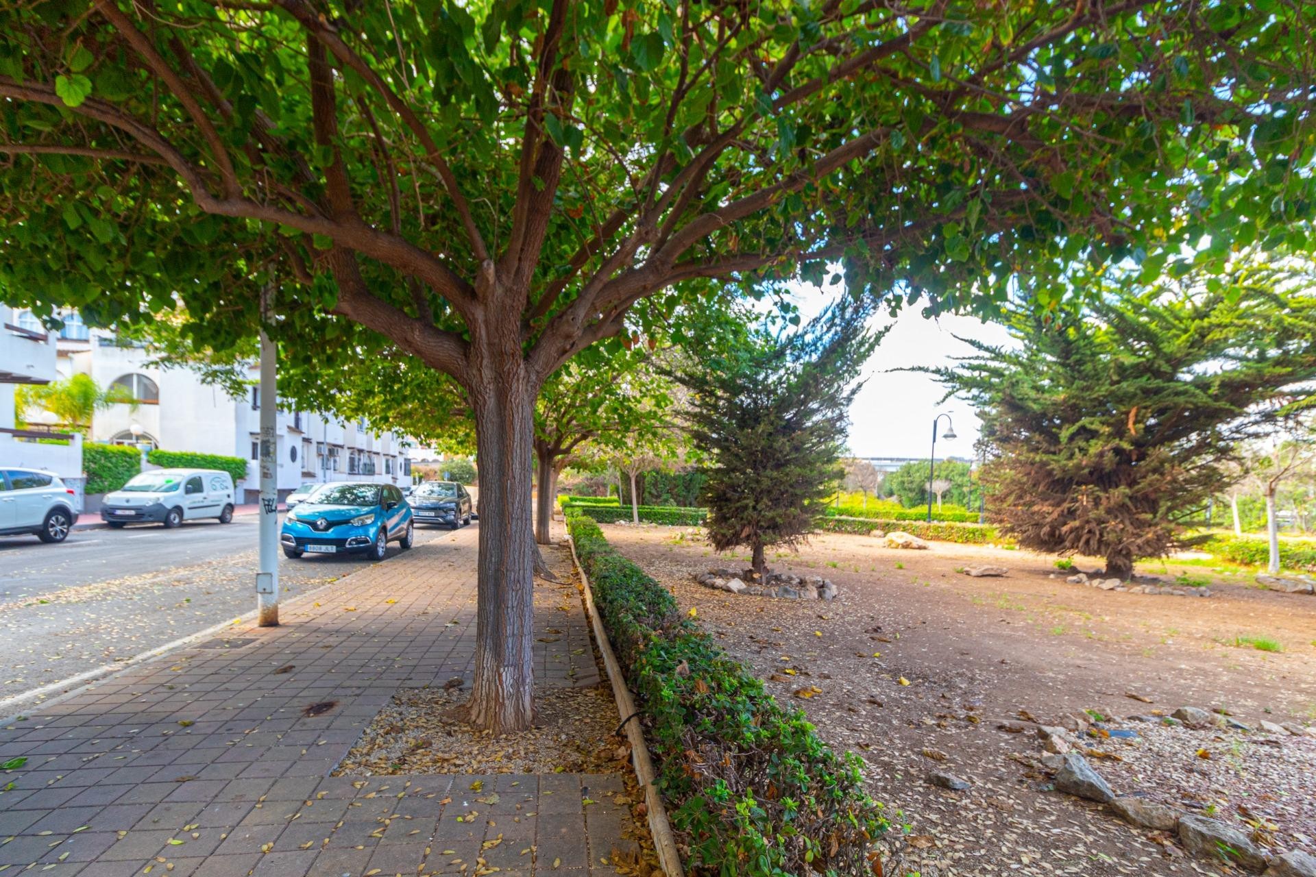 Resale - Penthouse -
Torrevieja - Playa de los Naufragos