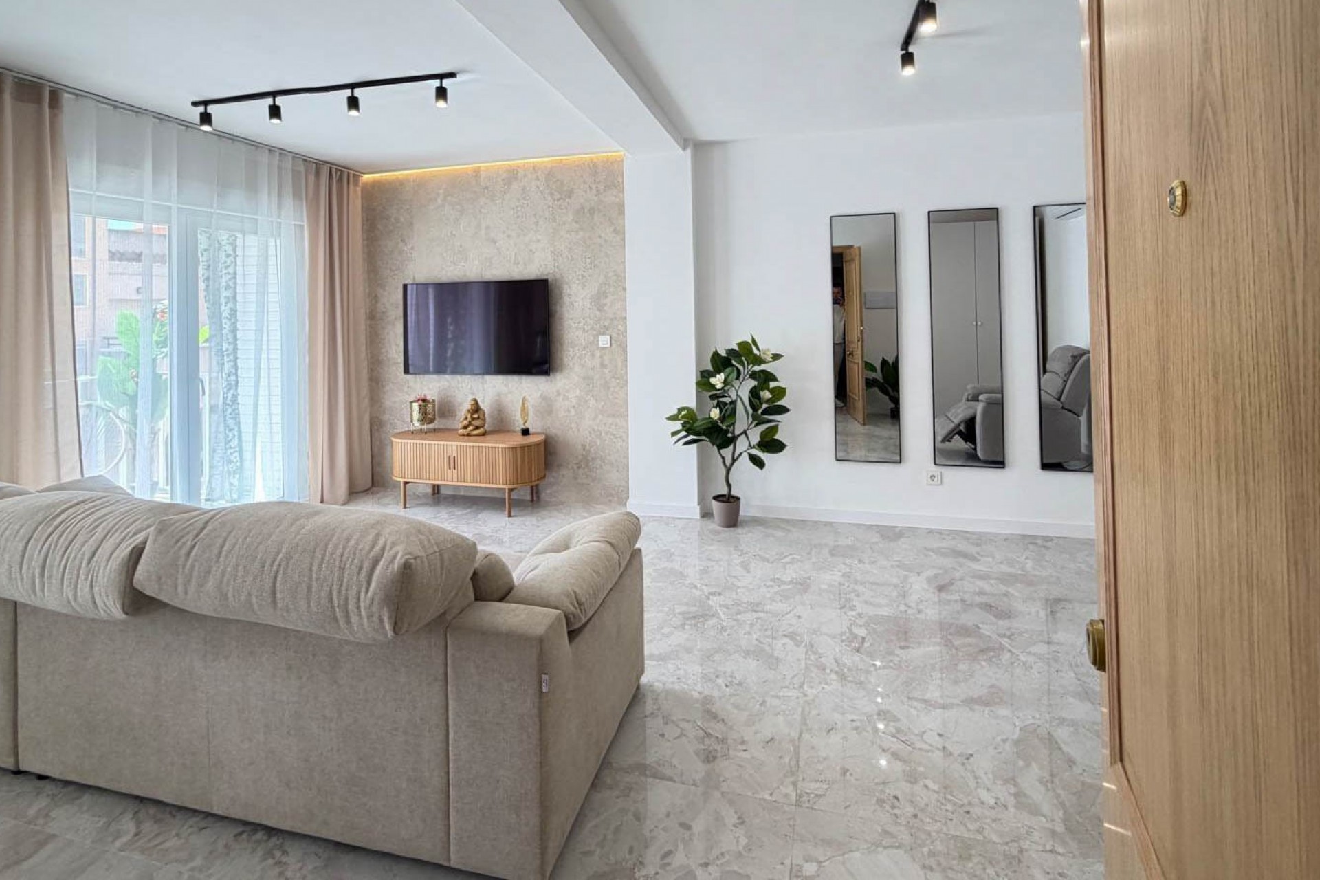 Resale - Penthouse -
Torrevieja - Playa del Cura