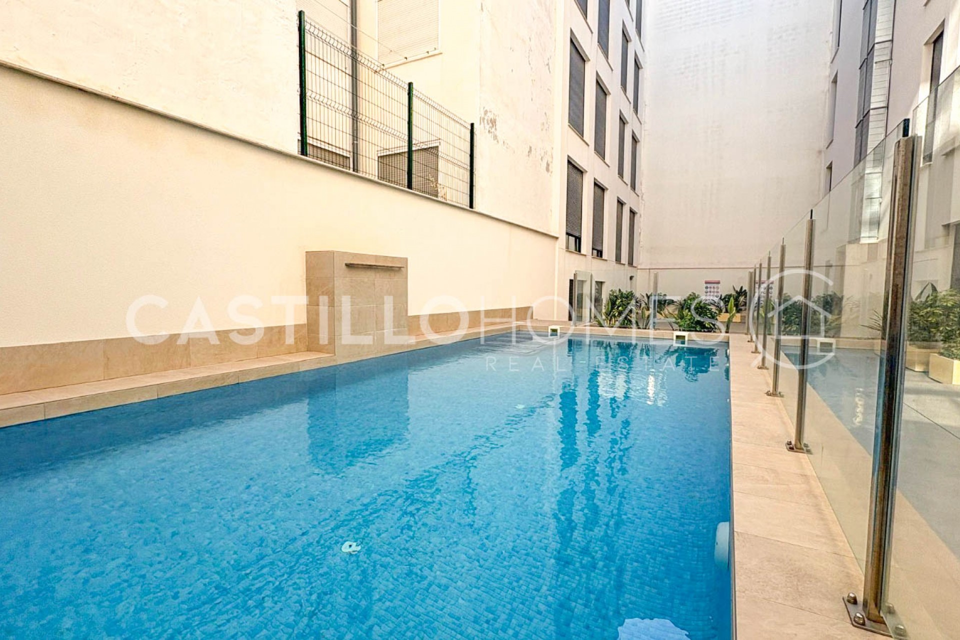 Resale - Penthouse -
Torrevieja - Playa del Cura
