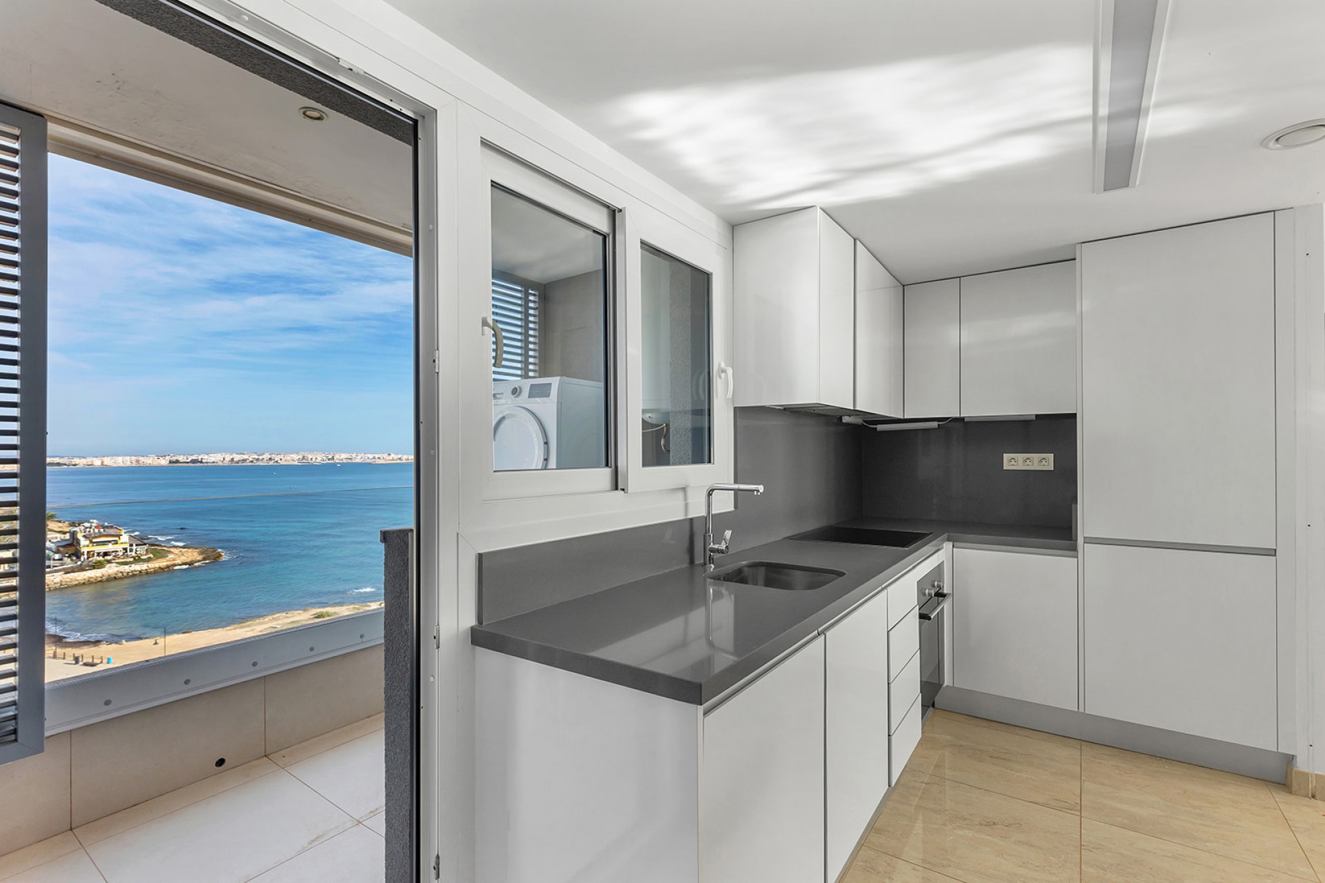 Resale - Penthouse -
Torrevieja - Punta prima