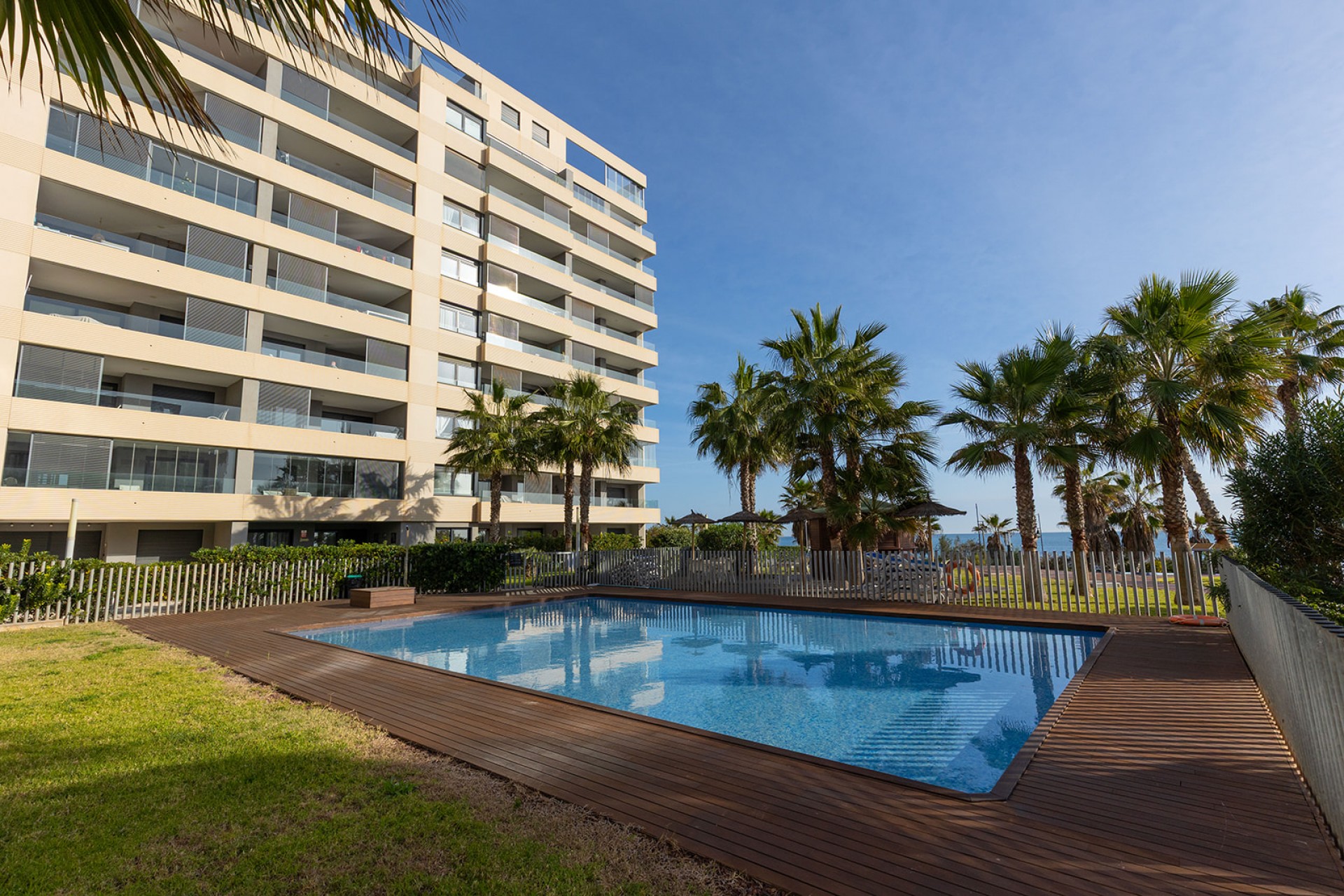 Resale - Penthouse -
Torrevieja - Punta prima