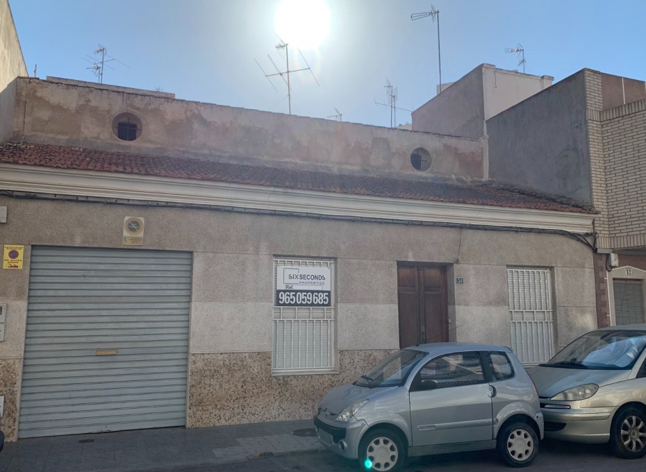 Resale - Plot -
Guardamar del Segura - Guardamar pueblo