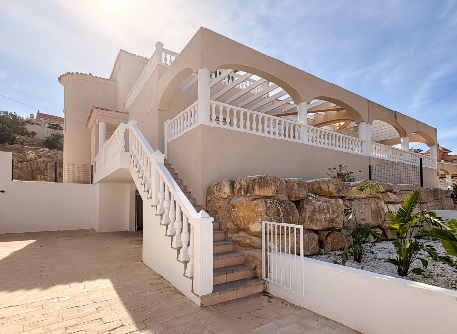 Resale - Semi-Detached Villa -
El Campello - Pueblo Acantilado - Venta Lanuza