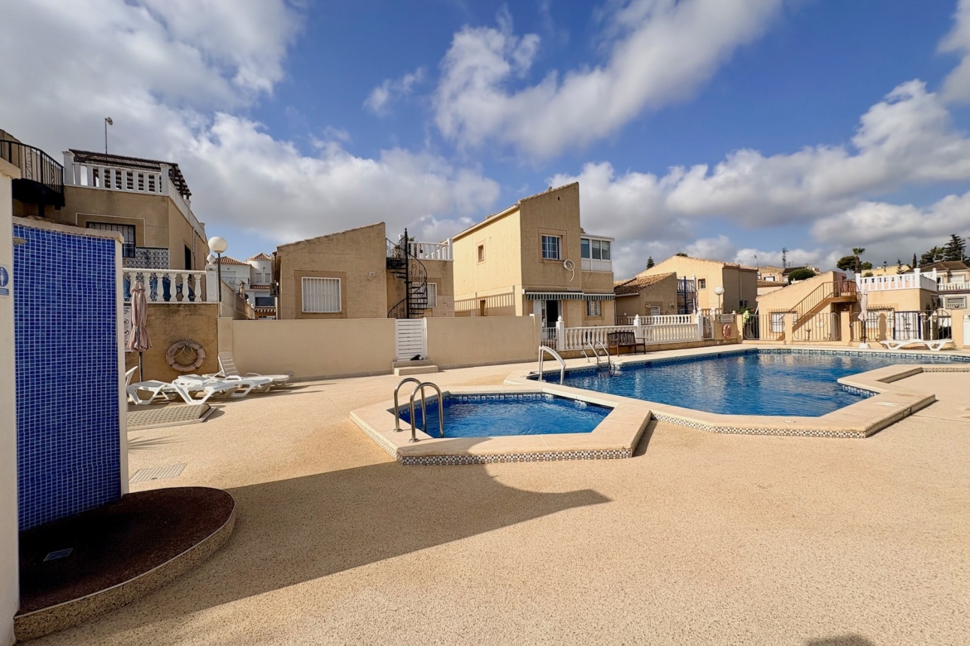 Resale - Single Family Home -
Orihuela - Los Balcones