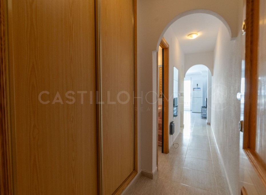 Resale - Studio -
Torrevieja - Centro