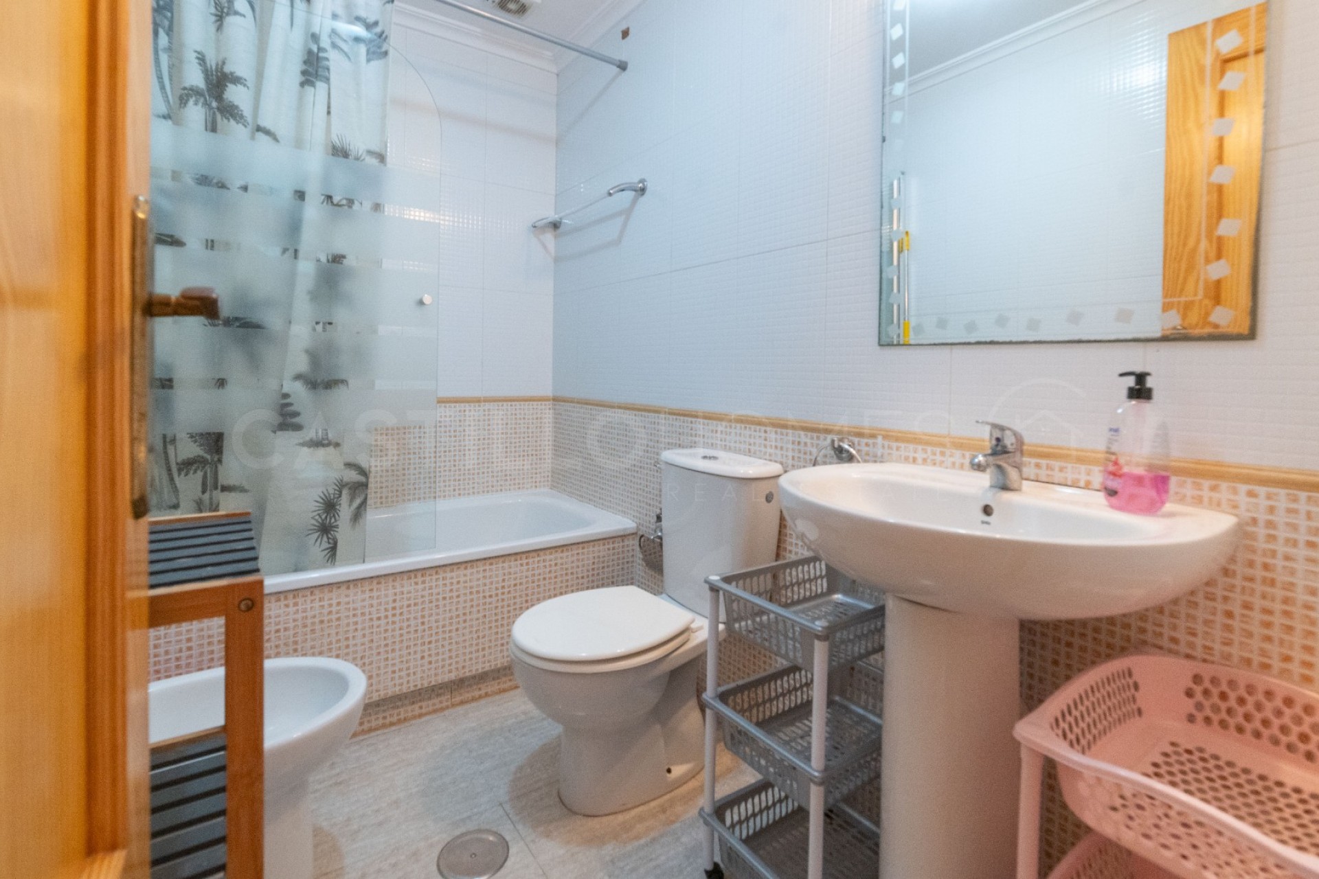 Resale - Studio -
Torrevieja - Centro