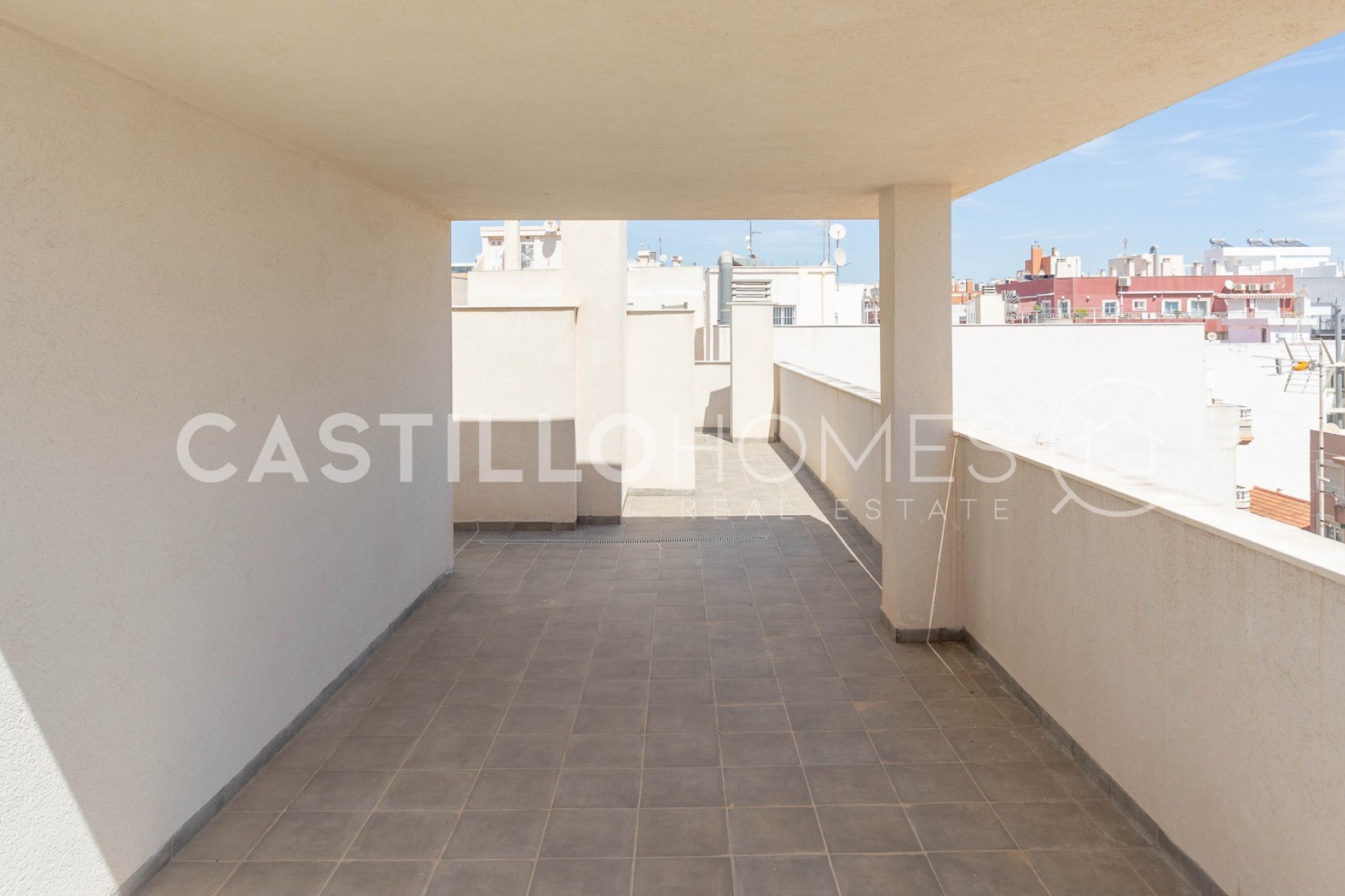 Resale - Studio -
Torrevieja - Centro