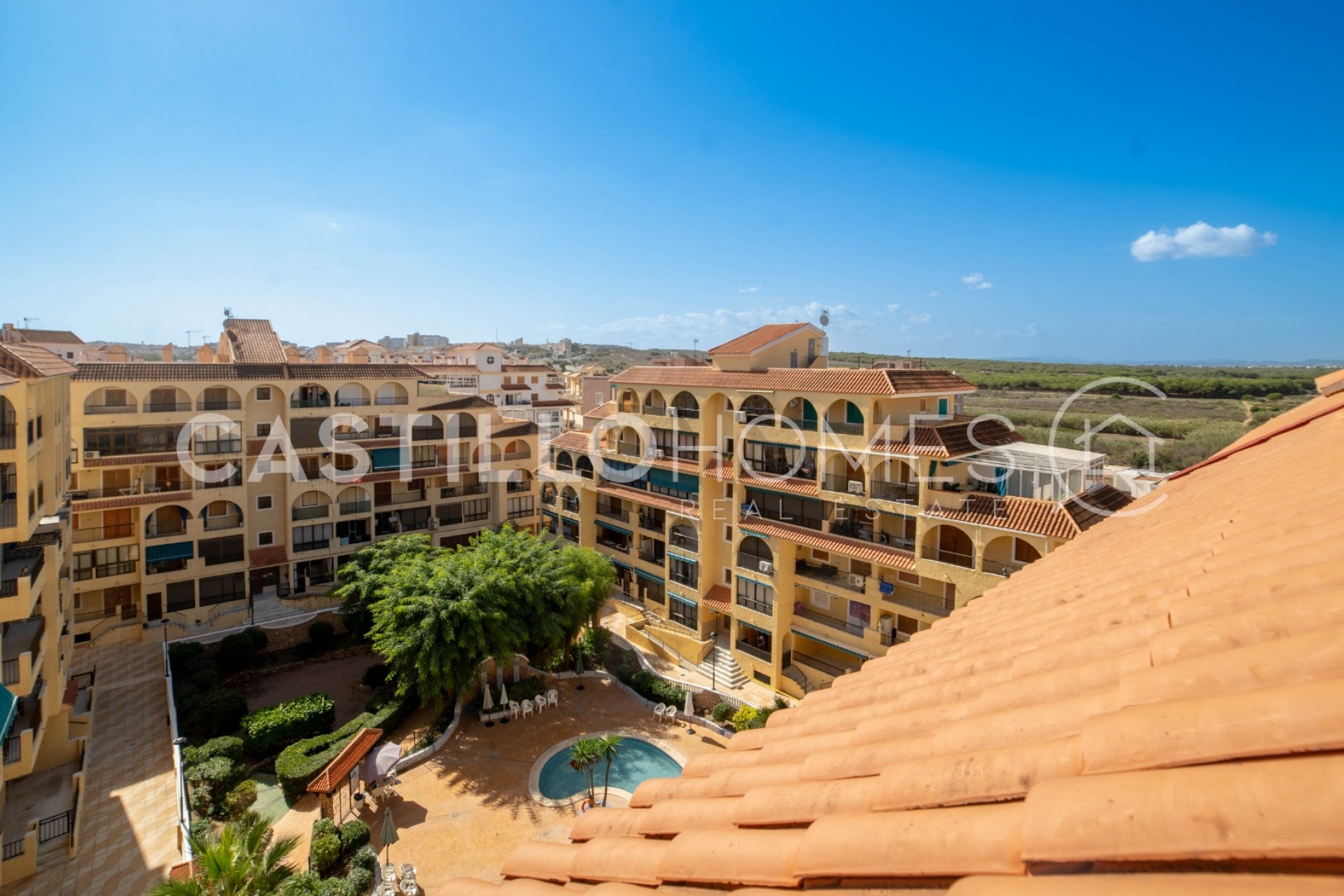 Resale - Studio -
Torrevieja - La Mata